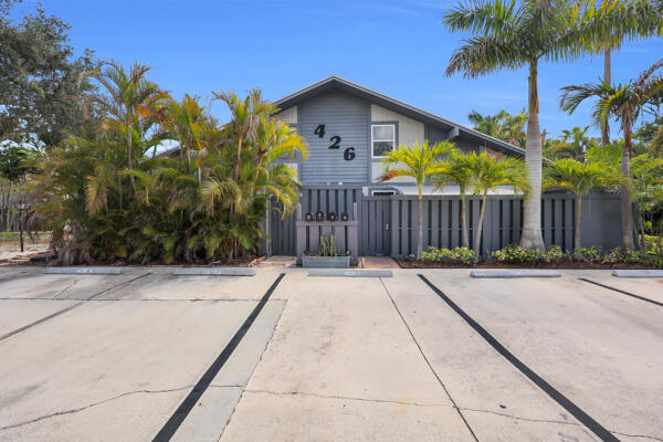 CYPRESS VILLAS - Residential