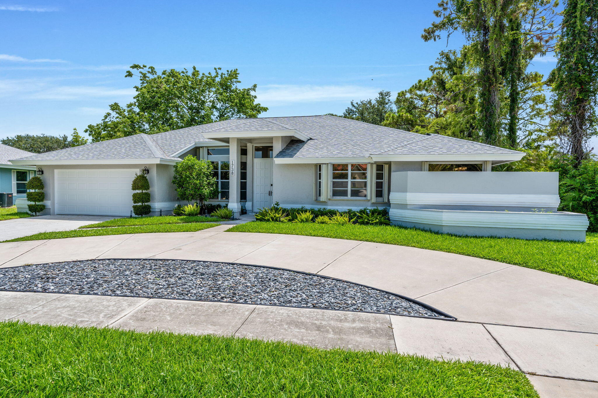 GREENVIEW SHORES 2 OF WELLINGTON - Residential
