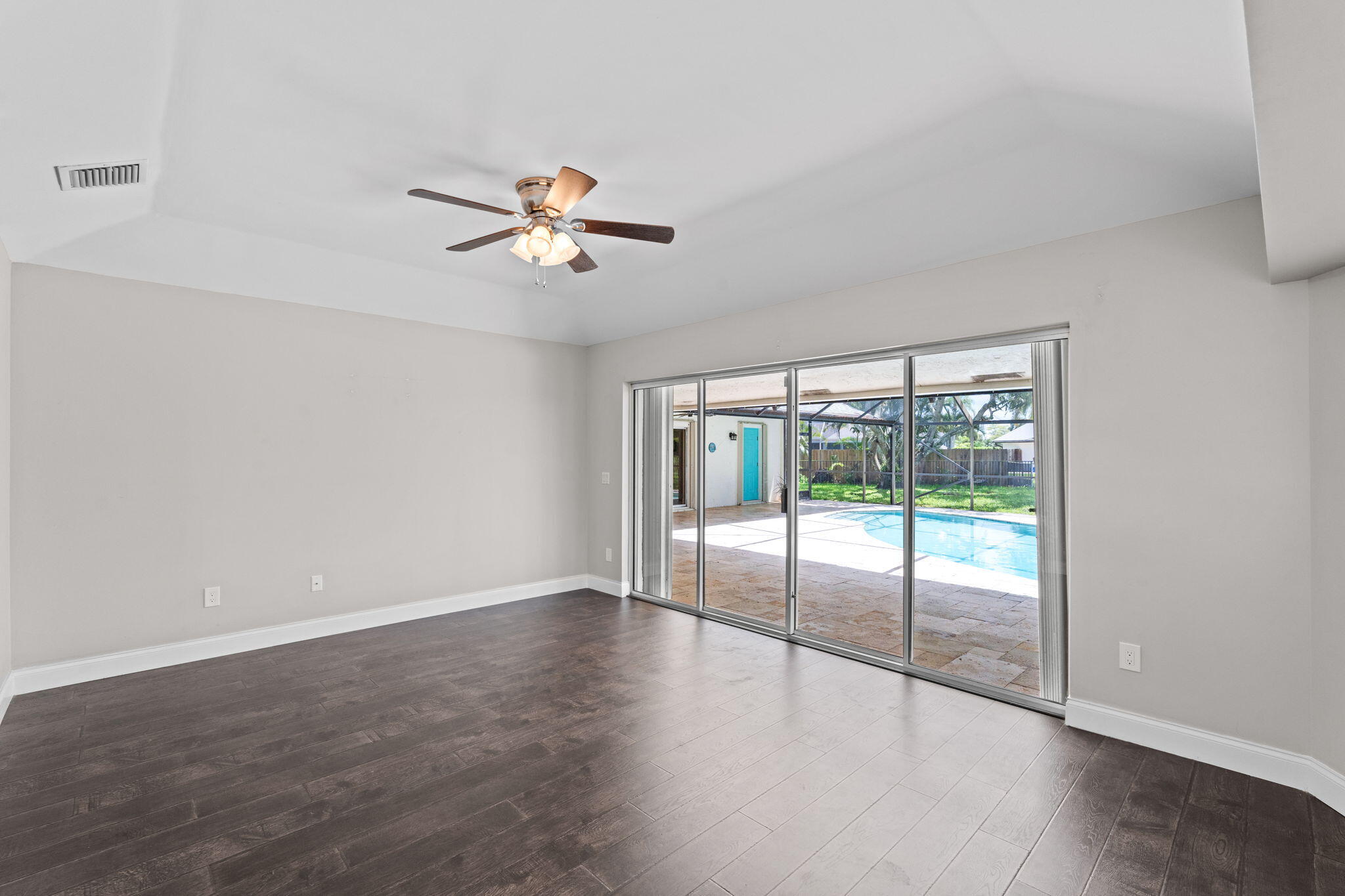 GREENVIEW SHORES 2 OF WELLINGTON - Residential