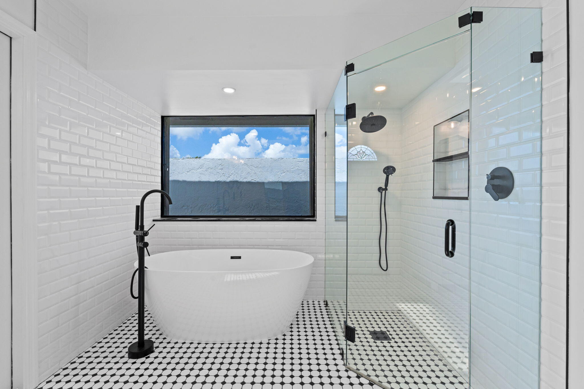 GREENVIEW SHORES 2 OF WELLINGTON - Residential