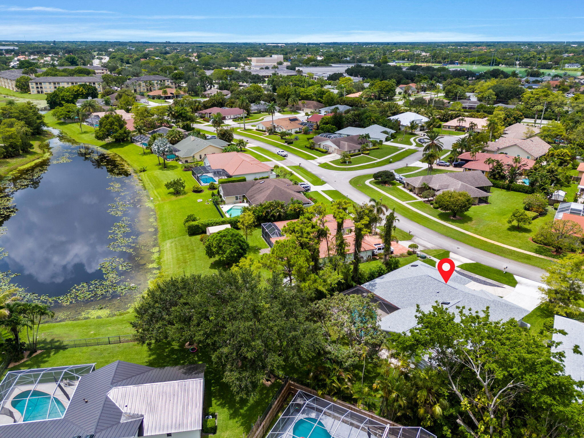 GREENVIEW SHORES 2 OF WELLINGTON - Residential