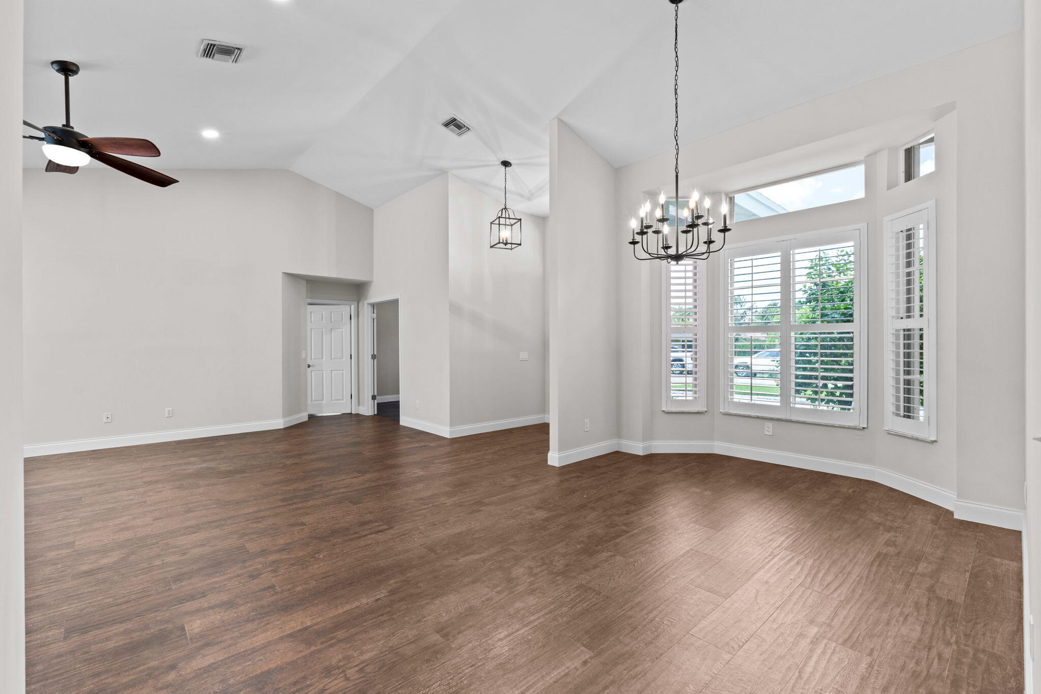 GREENVIEW SHORES 2 OF WELLINGTON - Residential