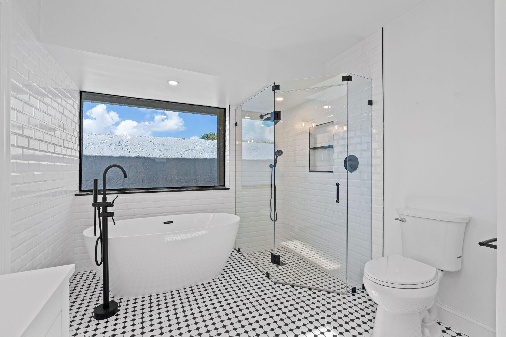GREENVIEW SHORES 2 OF WELLINGTON - Residential