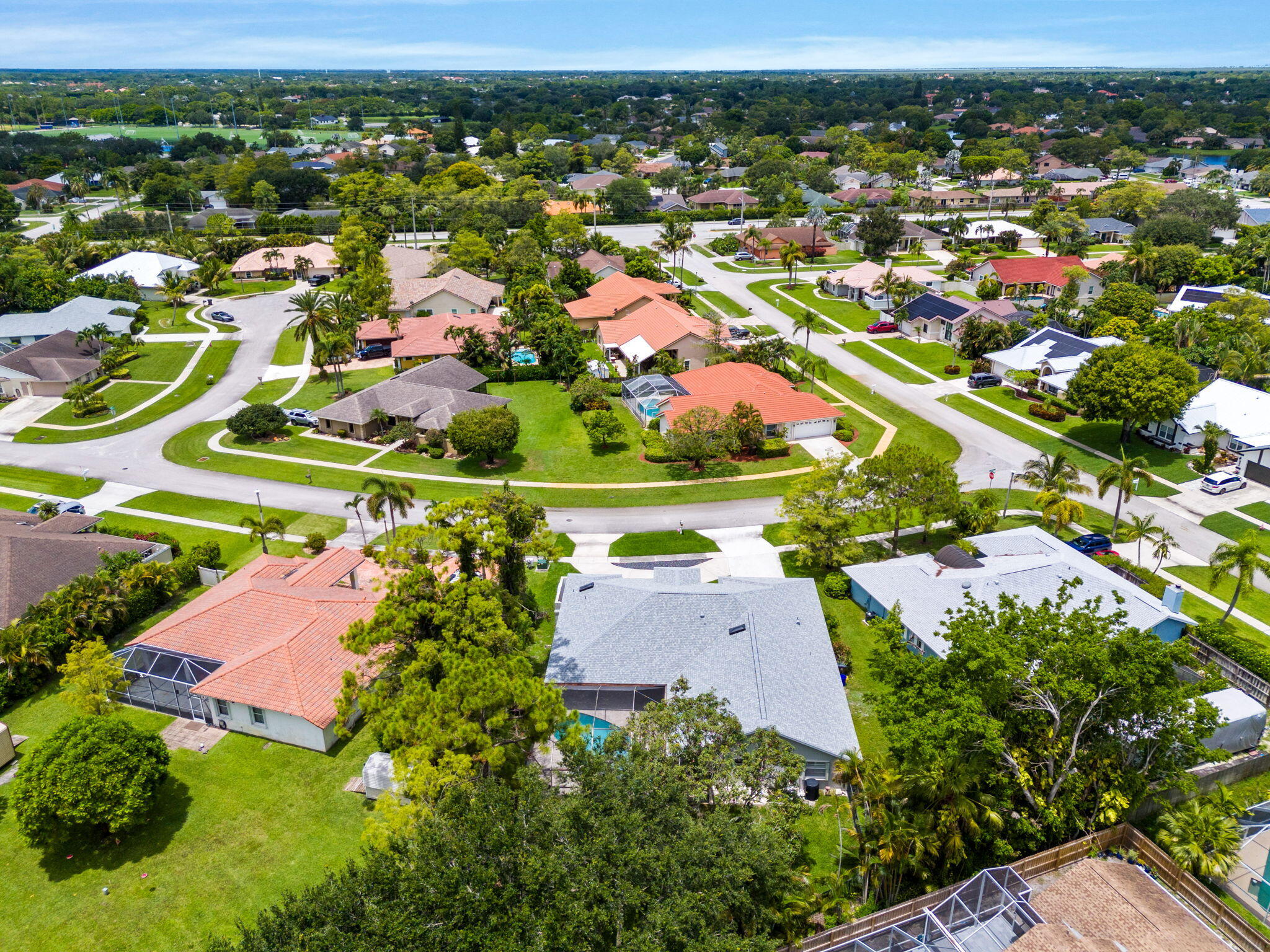 GREENVIEW SHORES 2 OF WELLINGTON - Residential
