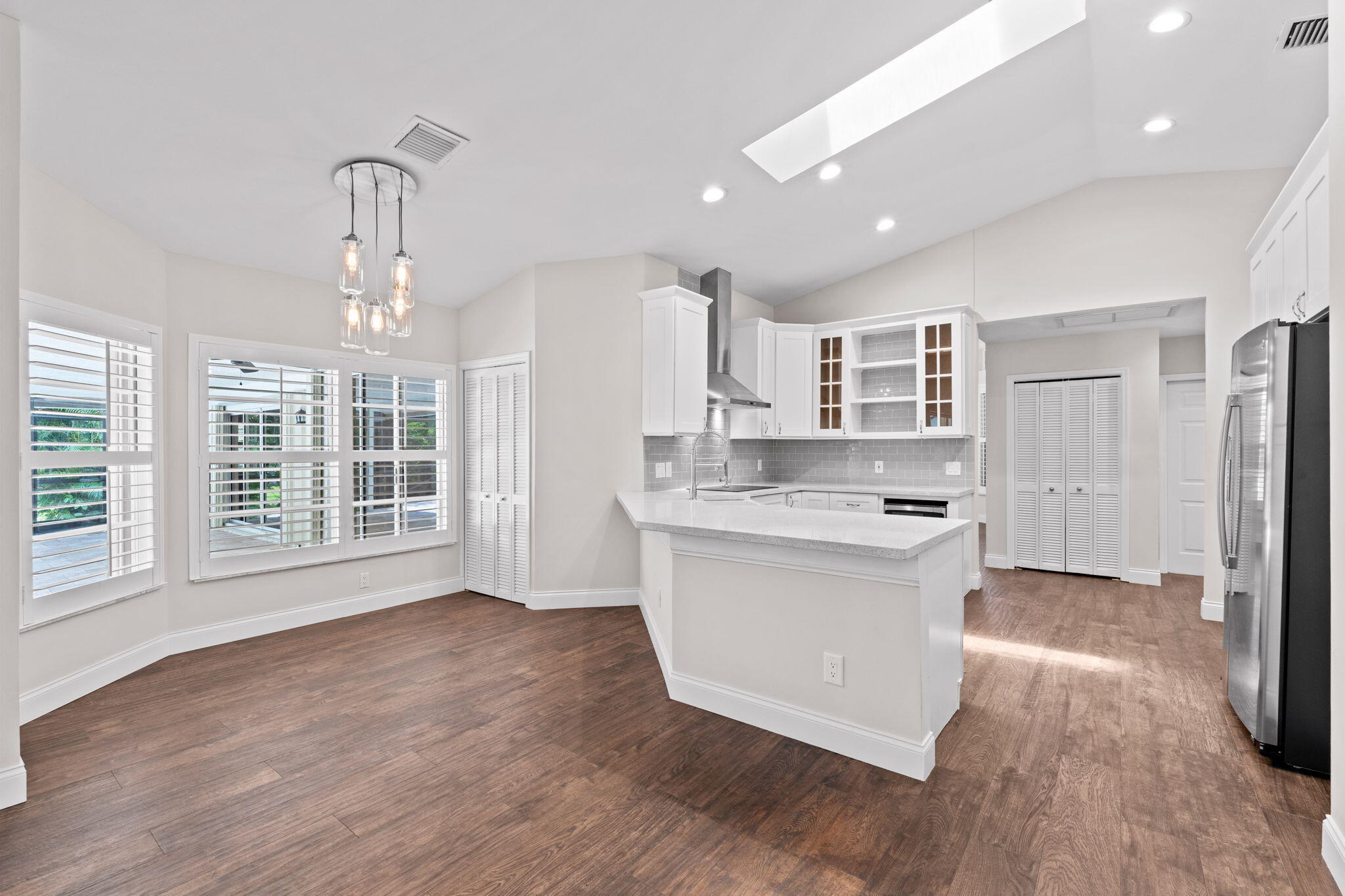 GREENVIEW SHORES 2 OF WELLINGTON - Residential