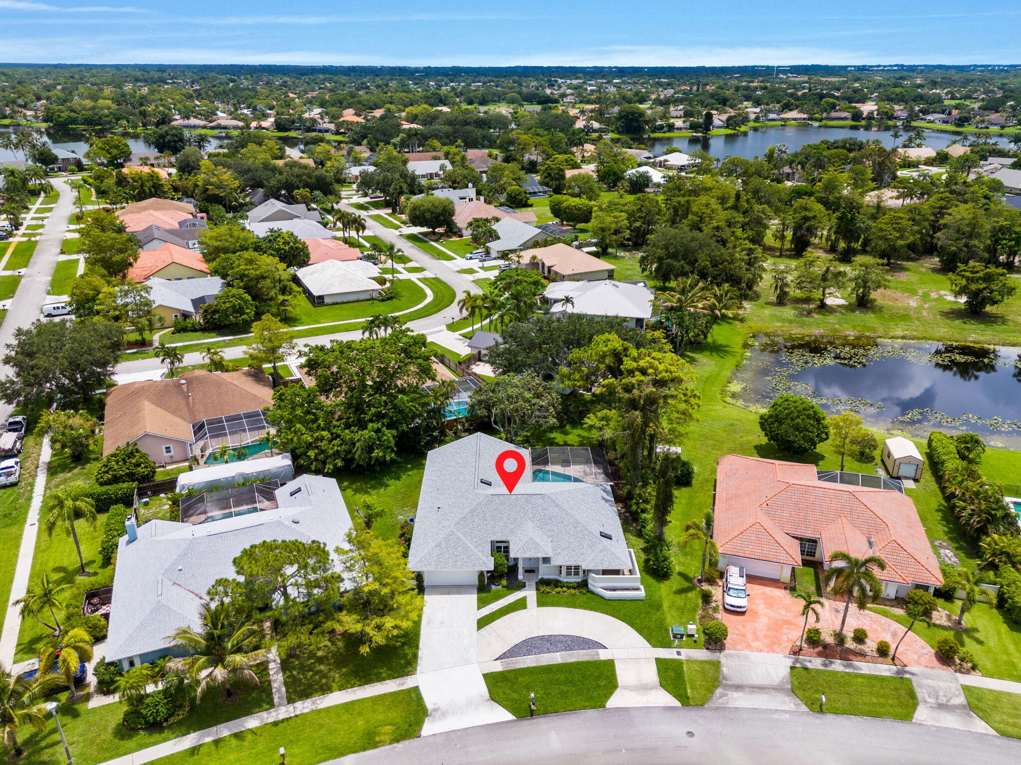GREENVIEW SHORES 2 OF WELLINGTON - Residential