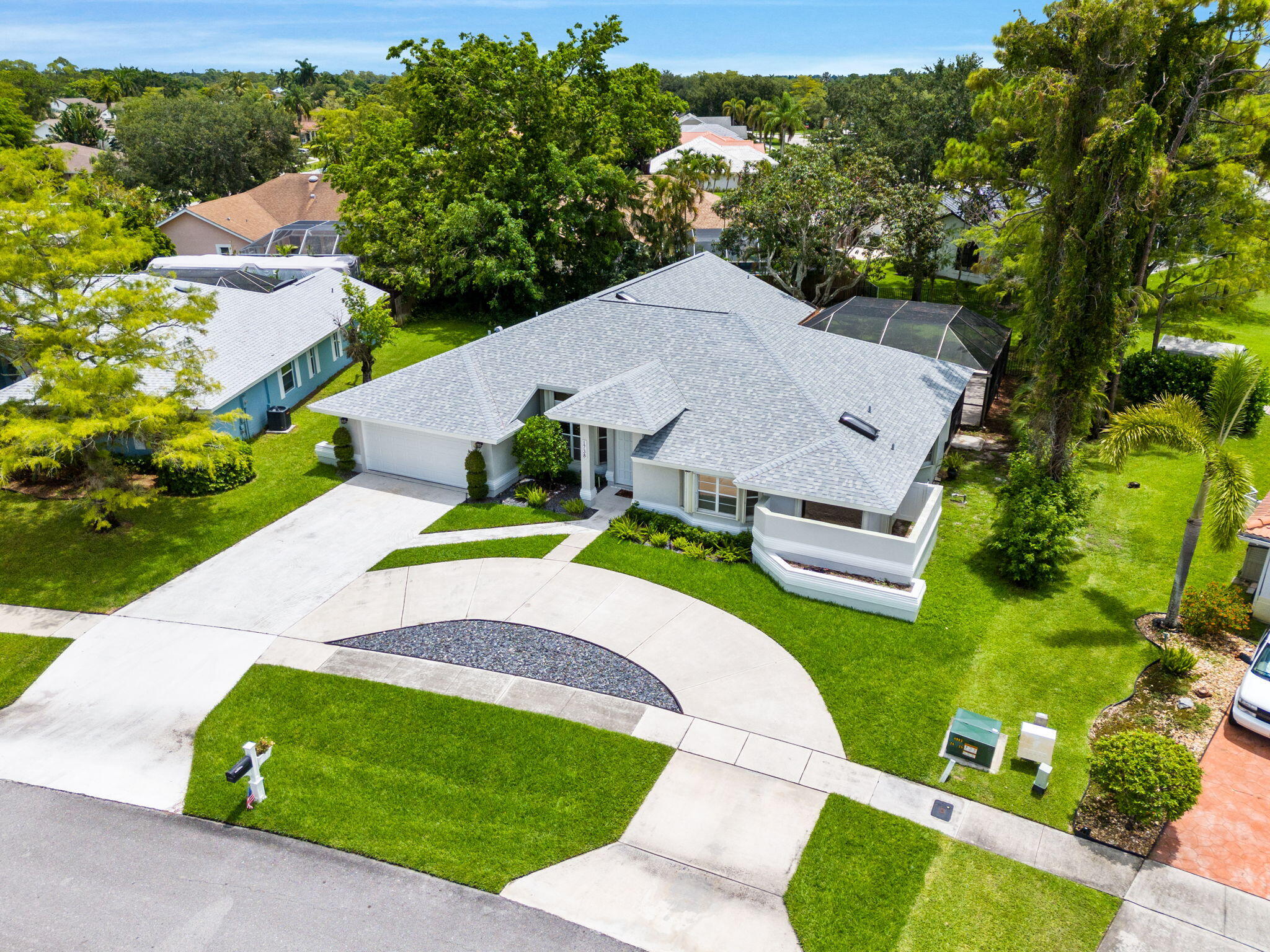 GREENVIEW SHORES 2 OF WELLINGTON - Residential