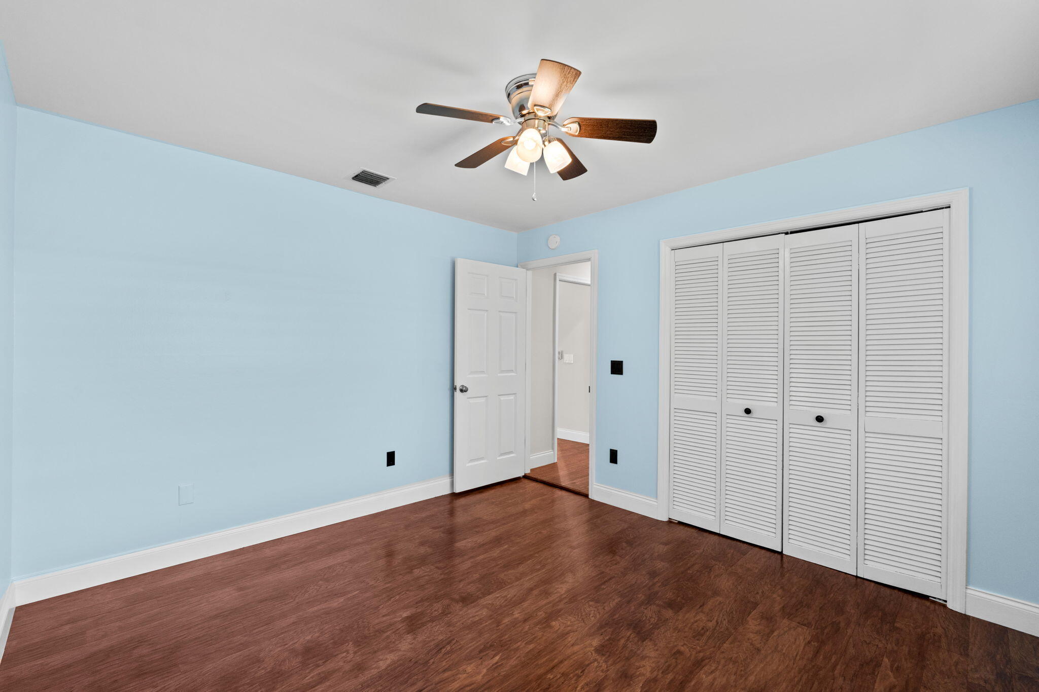 GREENVIEW SHORES 2 OF WELLINGTON - Residential