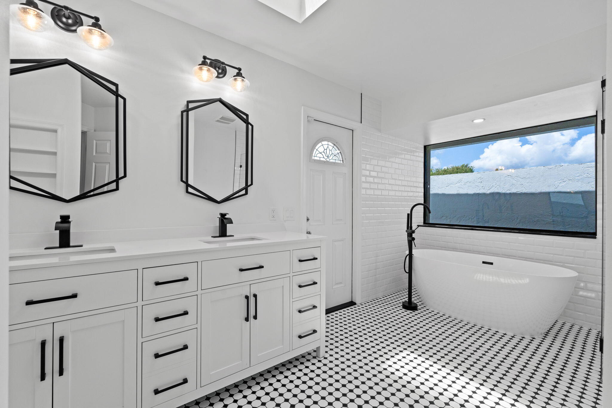 GREENVIEW SHORES 2 OF WELLINGTON - Residential