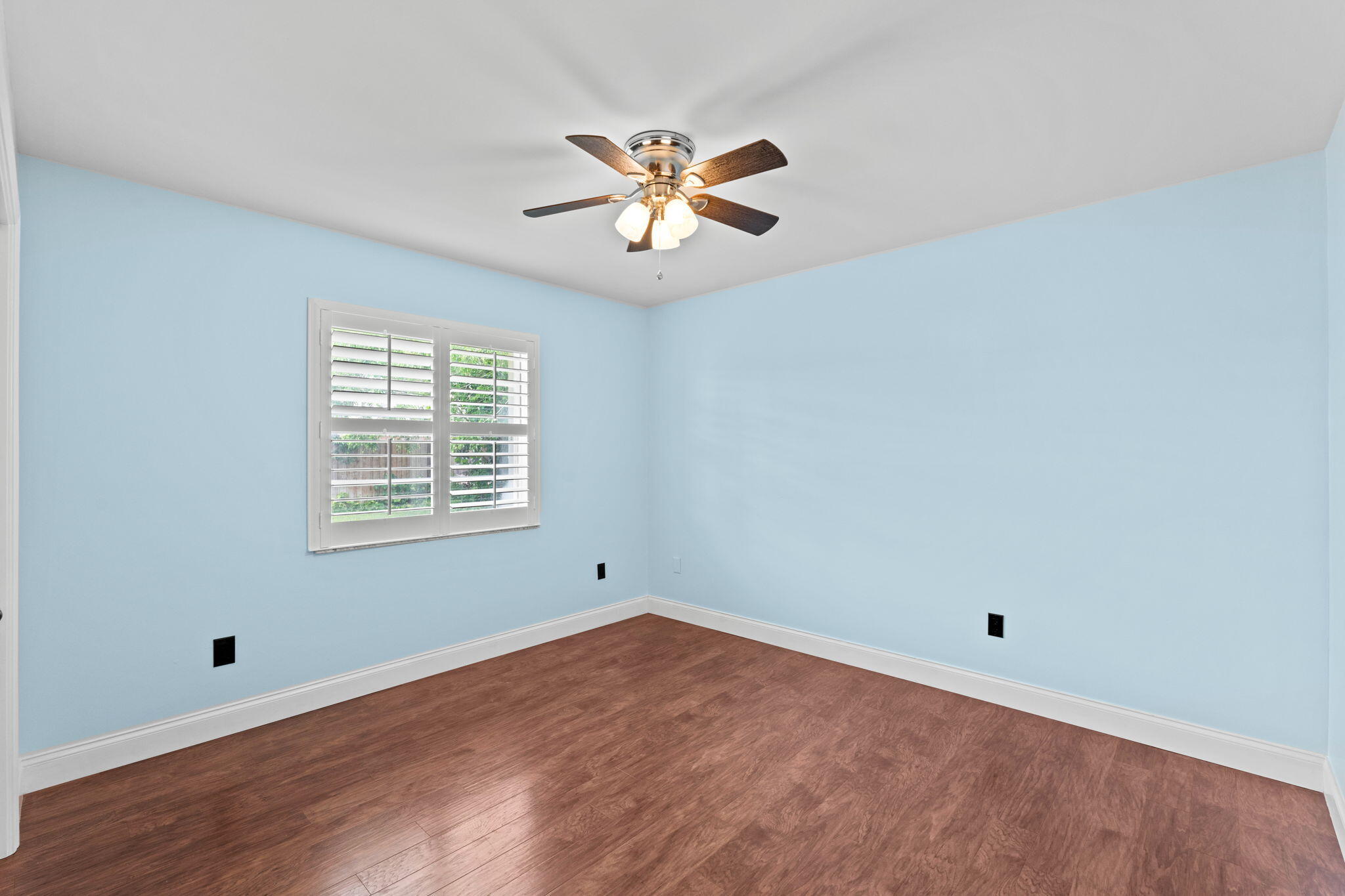 GREENVIEW SHORES 2 OF WELLINGTON - Residential