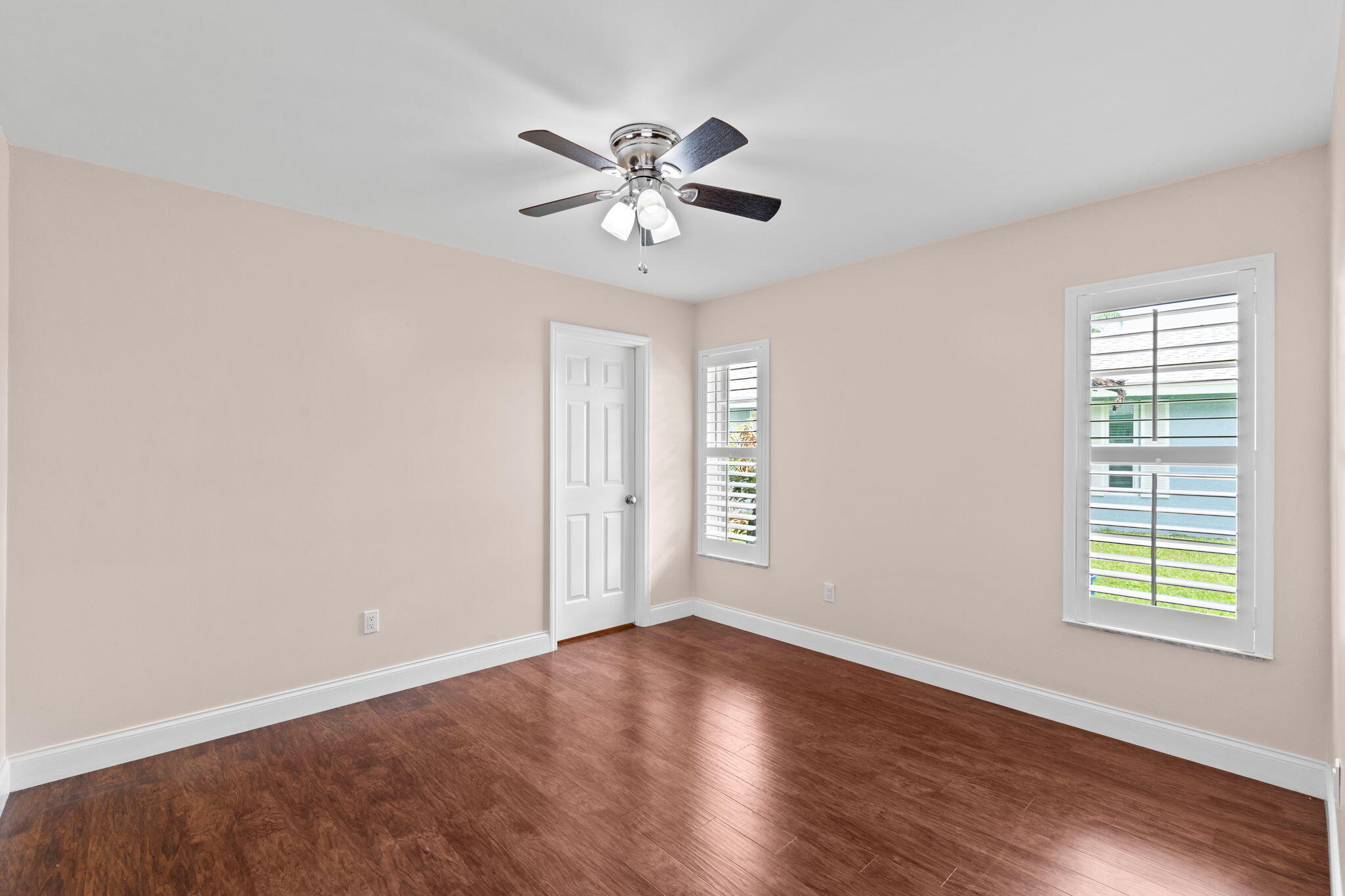GREENVIEW SHORES 2 OF WELLINGTON - Residential