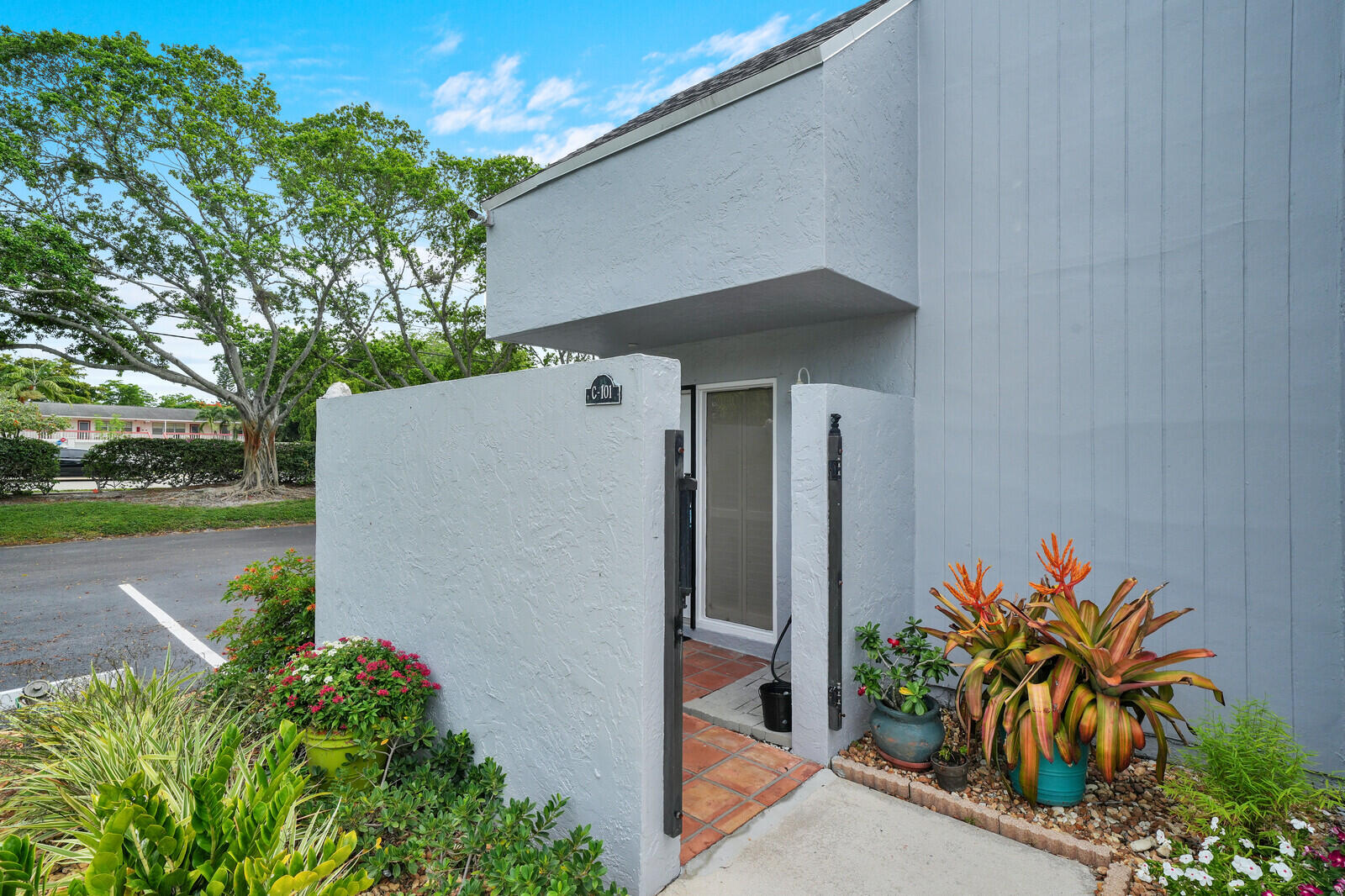 RACQUET CLUB OF DEER CREEK - Residential