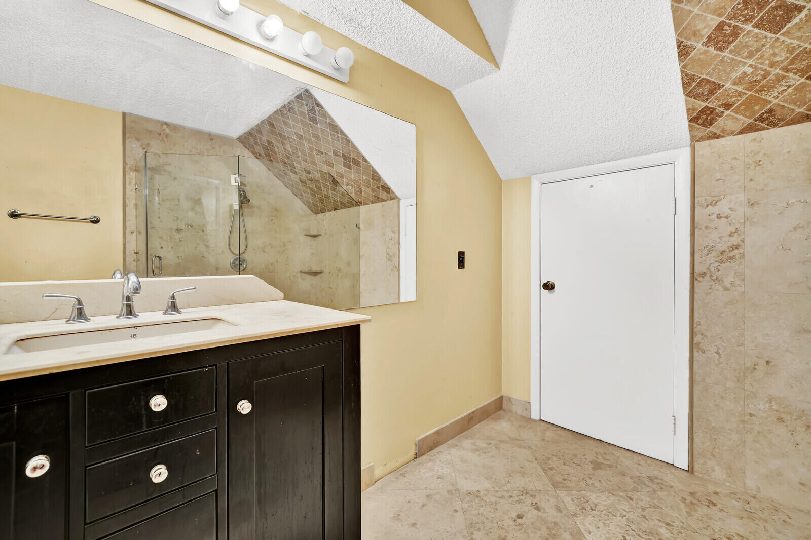 RACQUET CLUB OF DEER CREEK - Residential