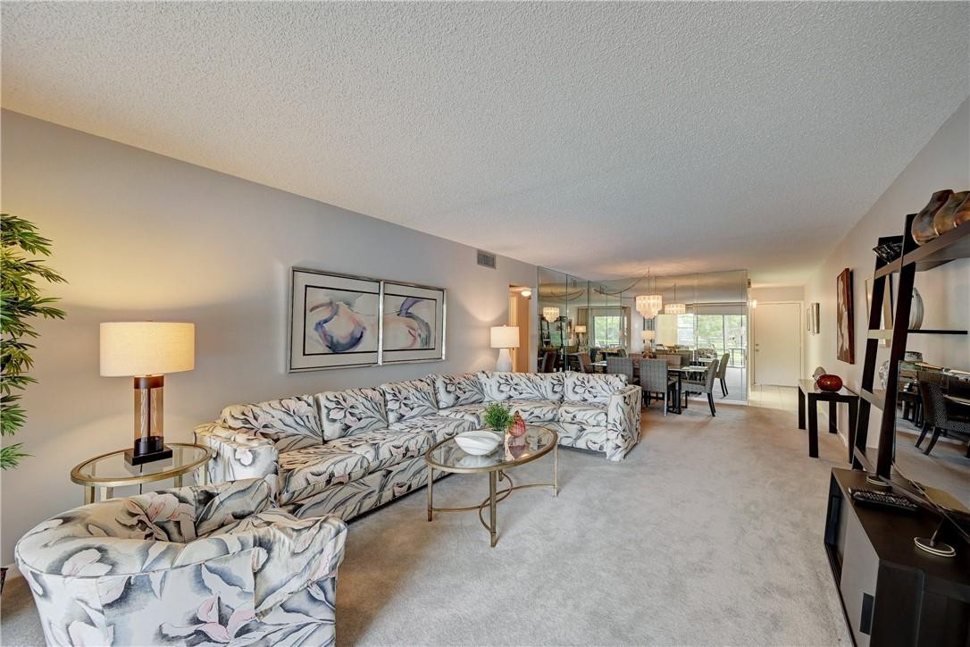 WYNMOOR COUNTRY CLUB - Residential