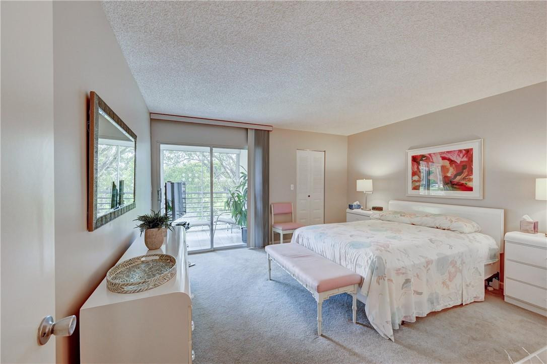 WYNMOOR COUNTRY CLUB - Residential