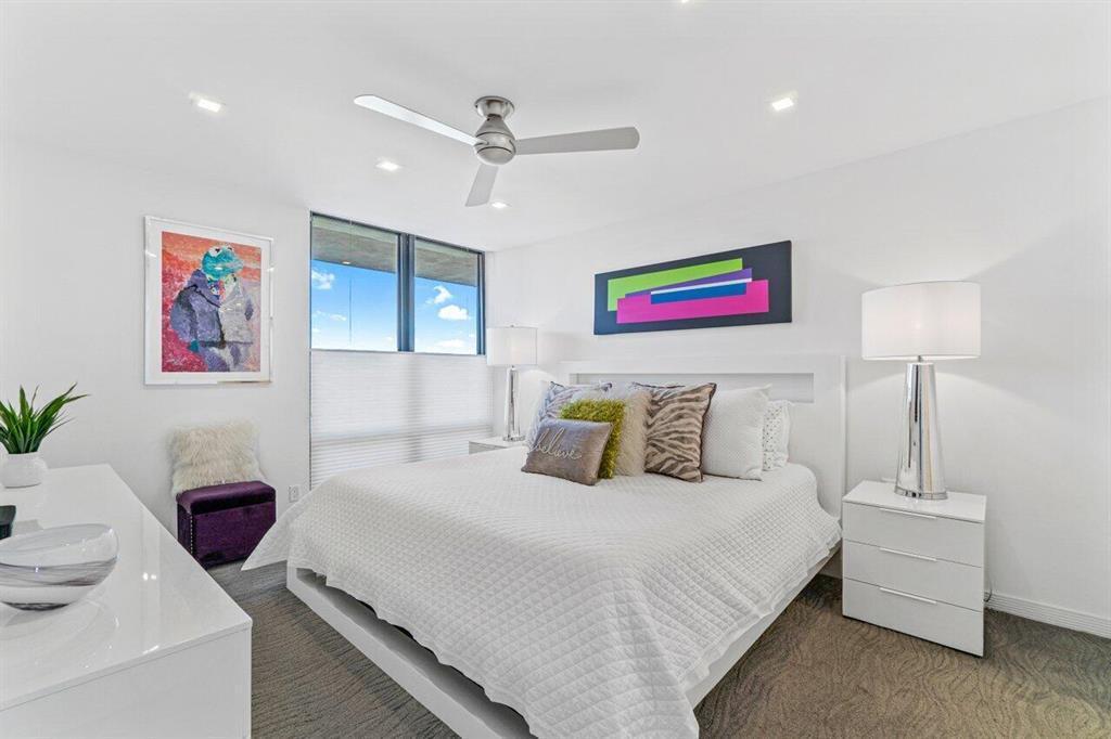 YACHT & RACQUET CLUB OF BOCA RATON CONDO - Residential