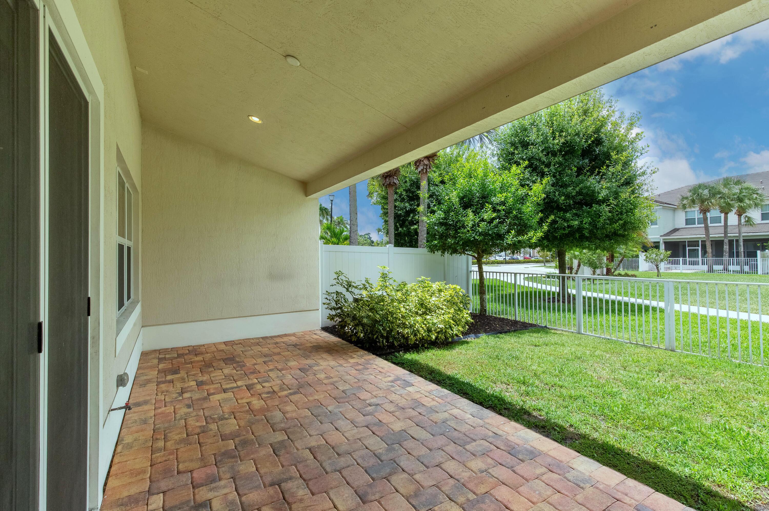 PARK CENTRAL AT CYPRESS KEY - Residential