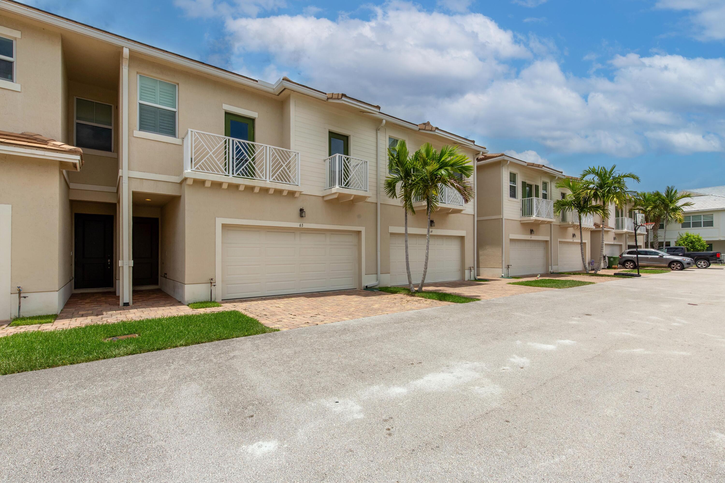 PARK CENTRAL AT CYPRESS KEY - Residential