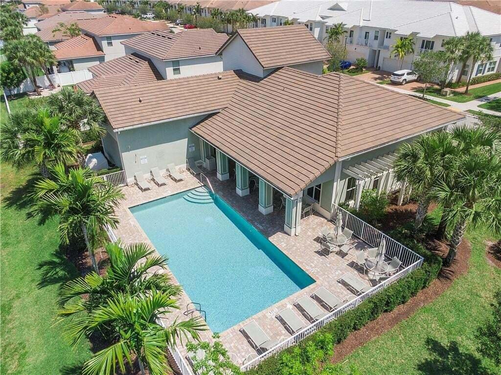 PARK CENTRAL AT CYPRESS KEY - Residential