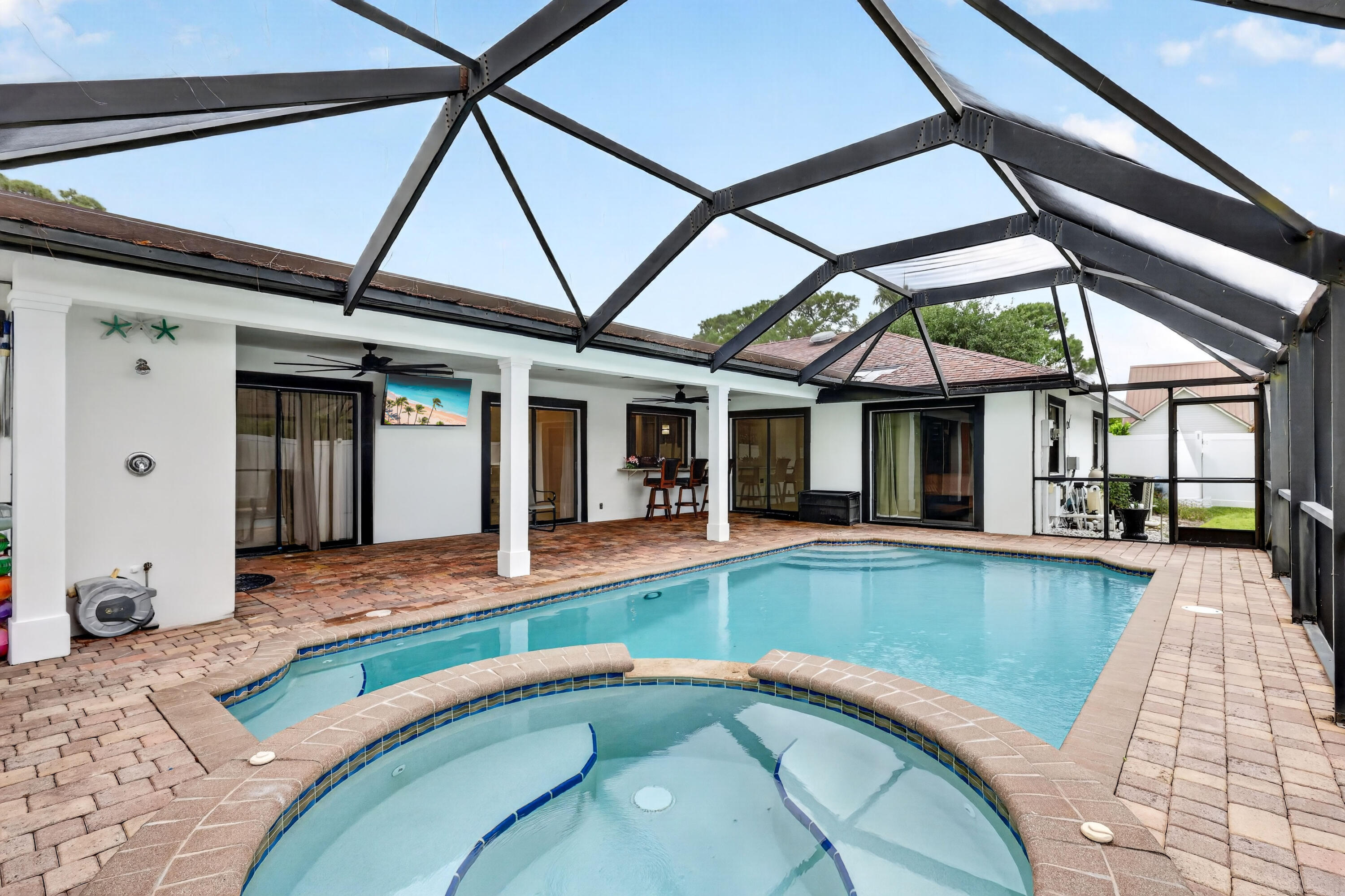 BRIARWOOD SOUTH - Residential