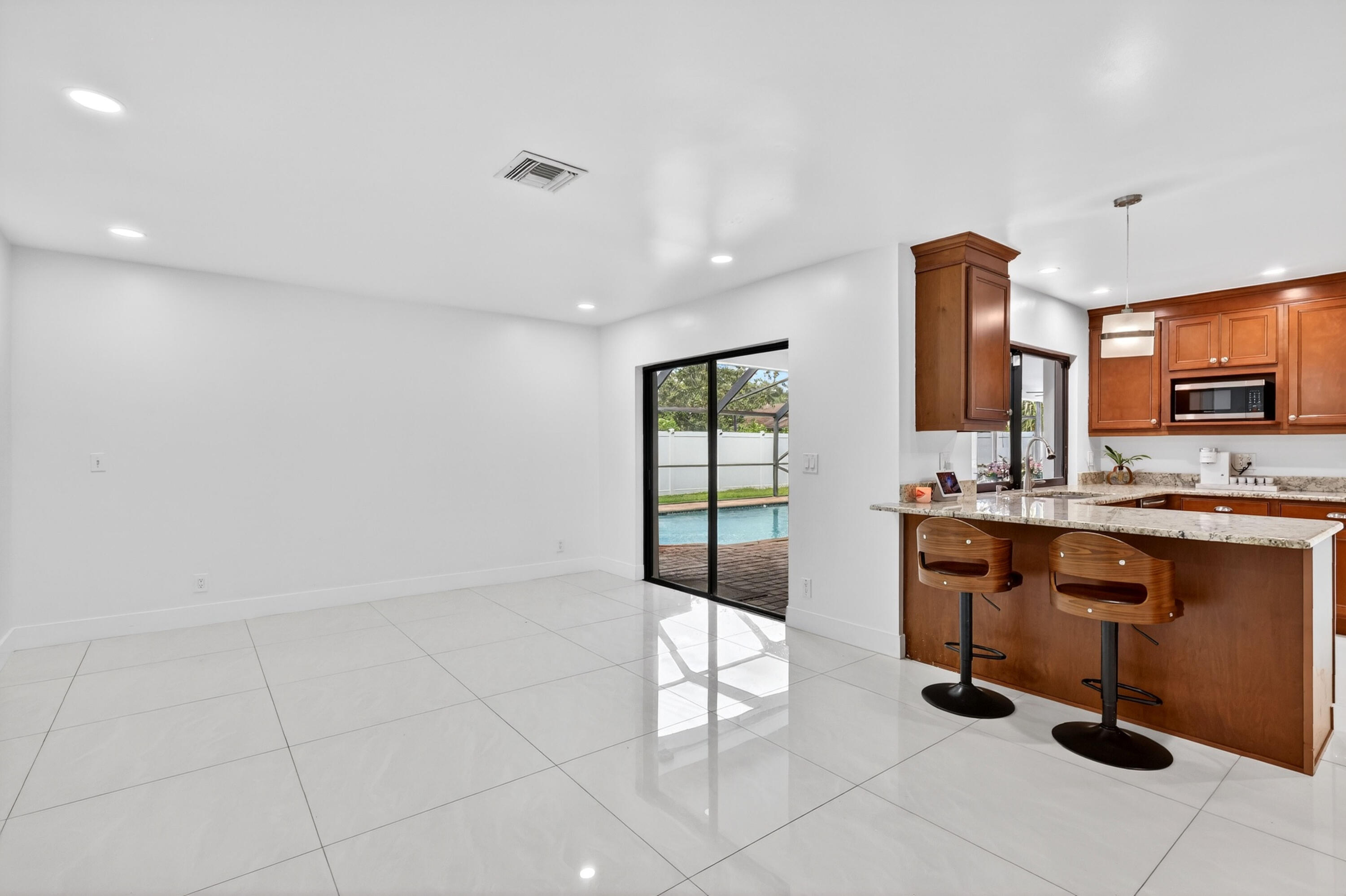BRIARWOOD SOUTH - Residential