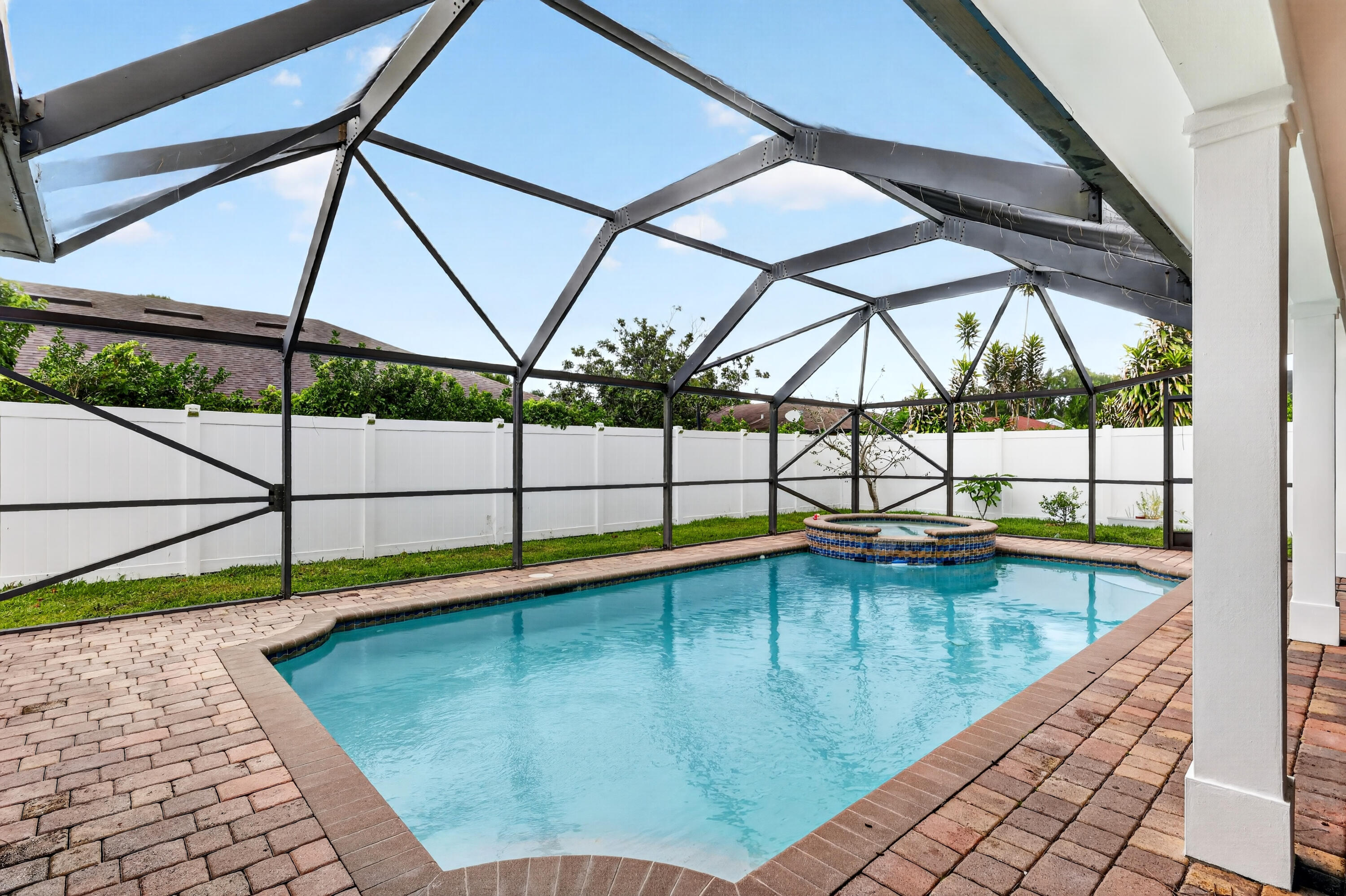 BRIARWOOD SOUTH - Residential