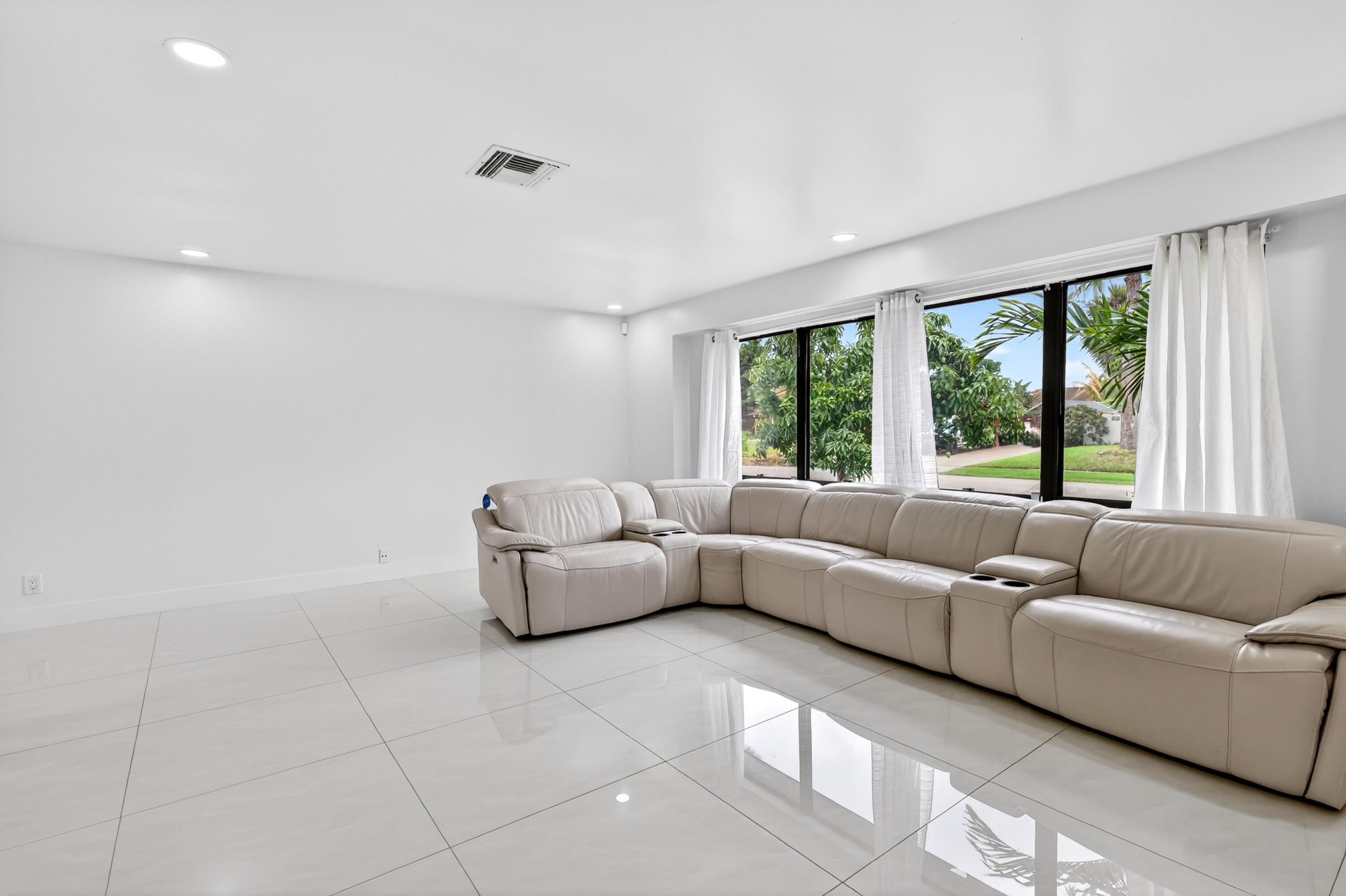 BRIARWOOD SOUTH - Residential