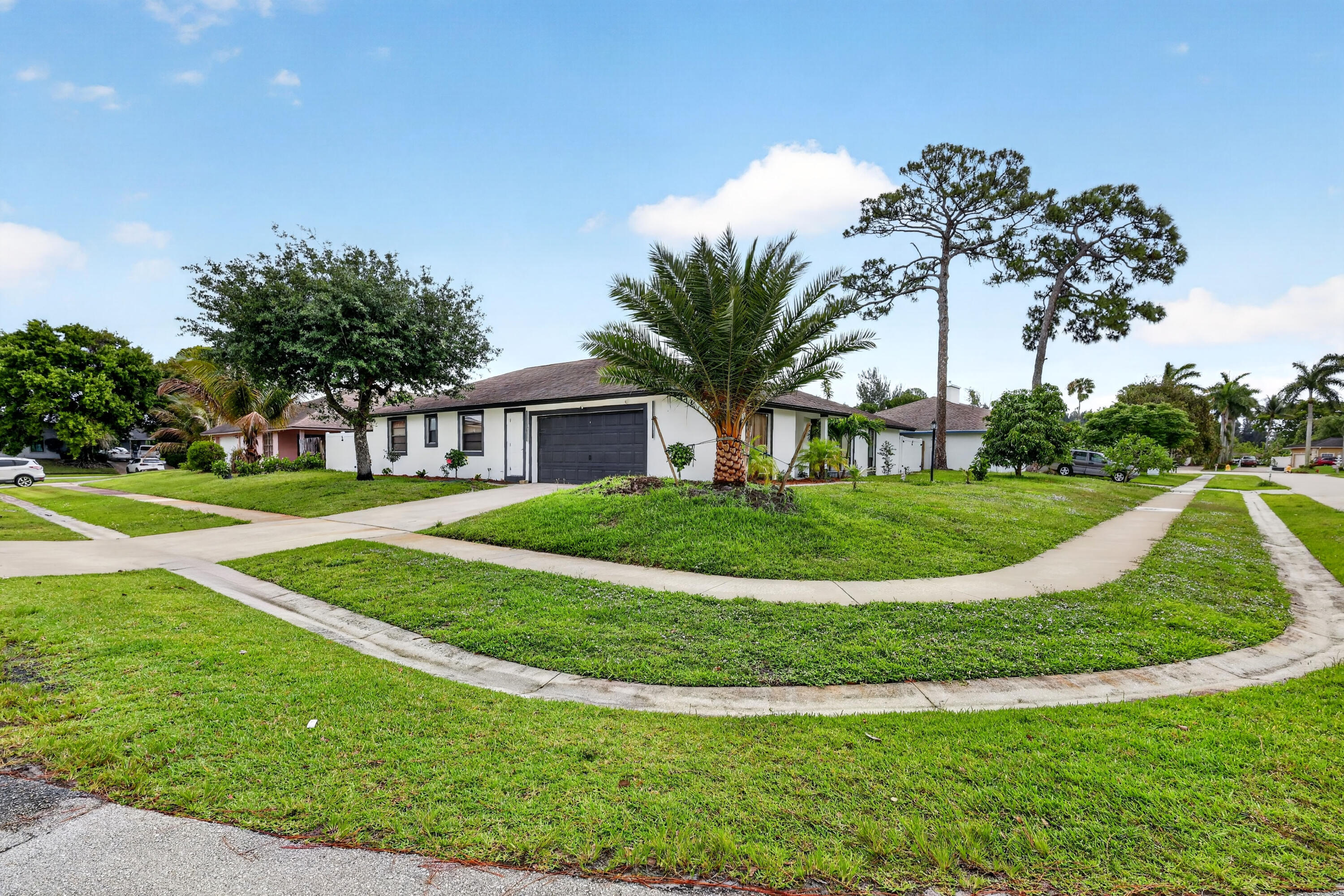 BRIARWOOD SOUTH - Residential