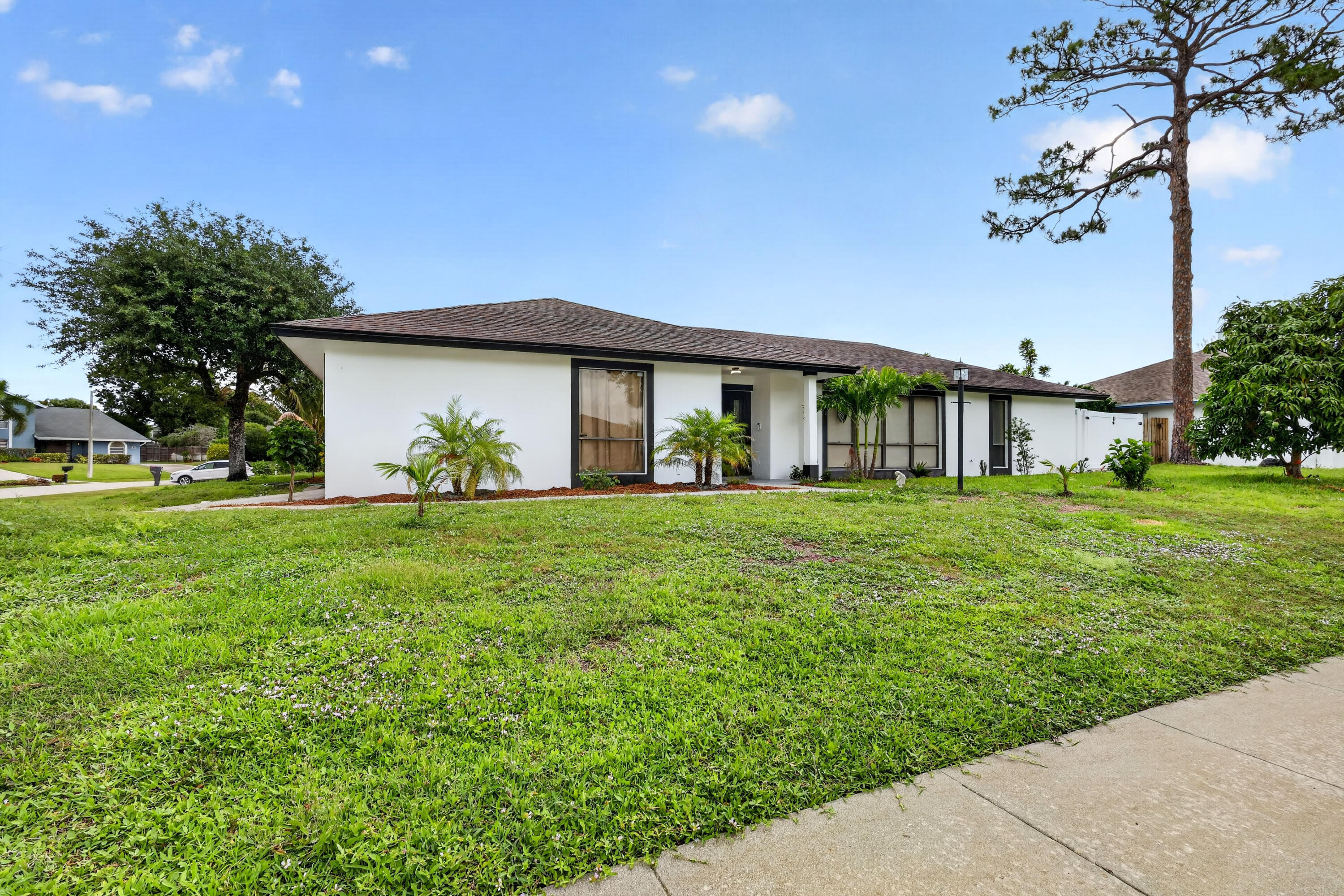 BRIARWOOD SOUTH - Residential