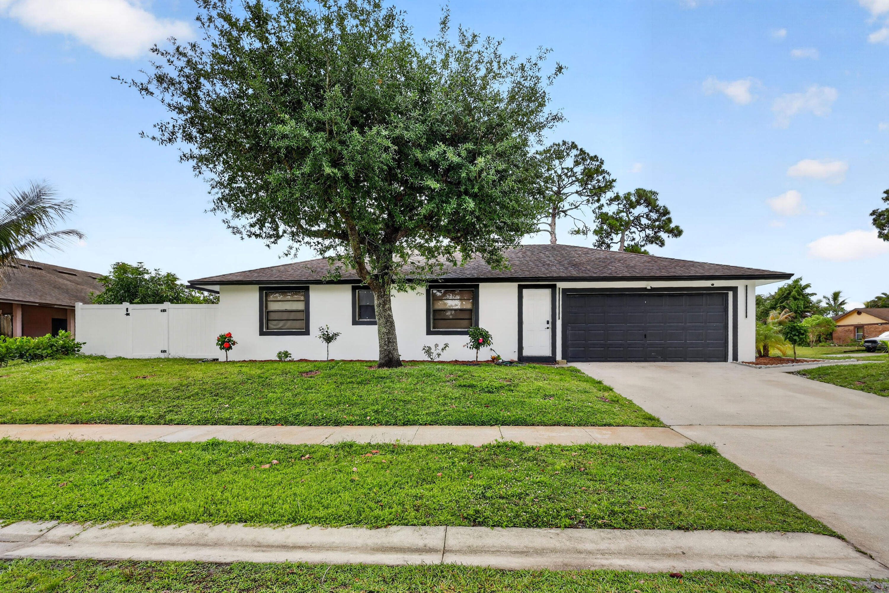 BRIARWOOD SOUTH - Residential