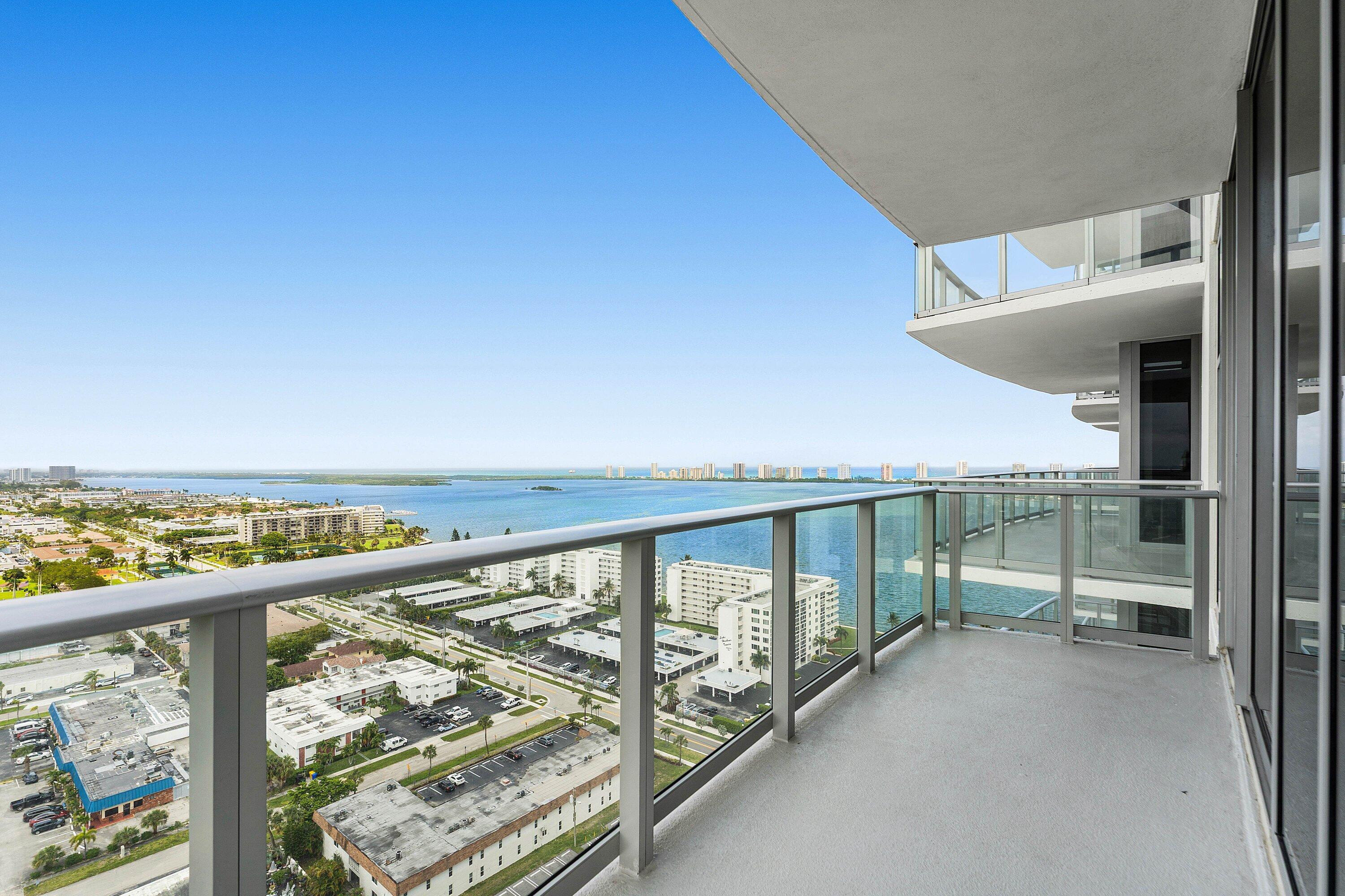 Nautilus 220 Condominium - Residential