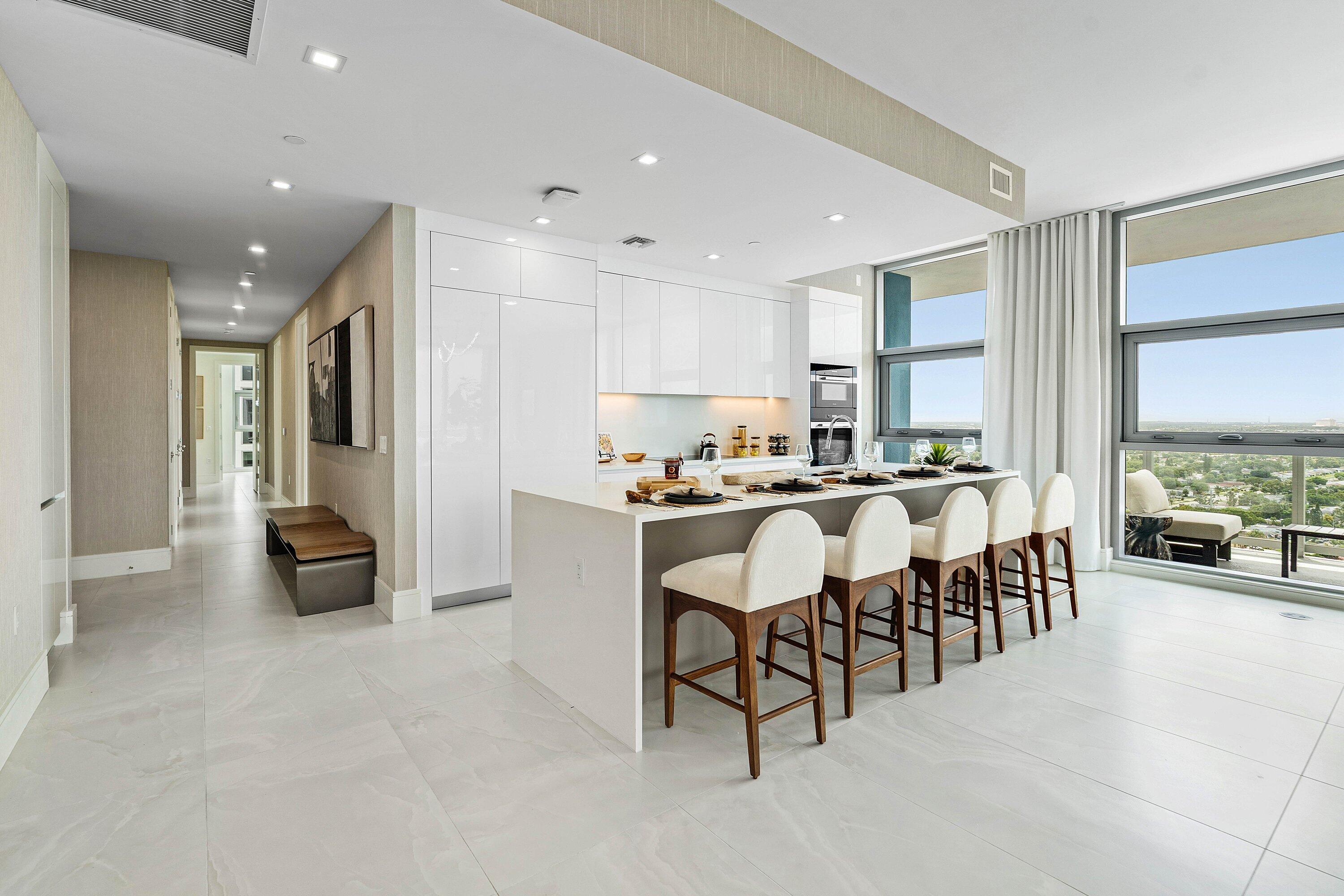 Nautilus 220 Condominium - Residential