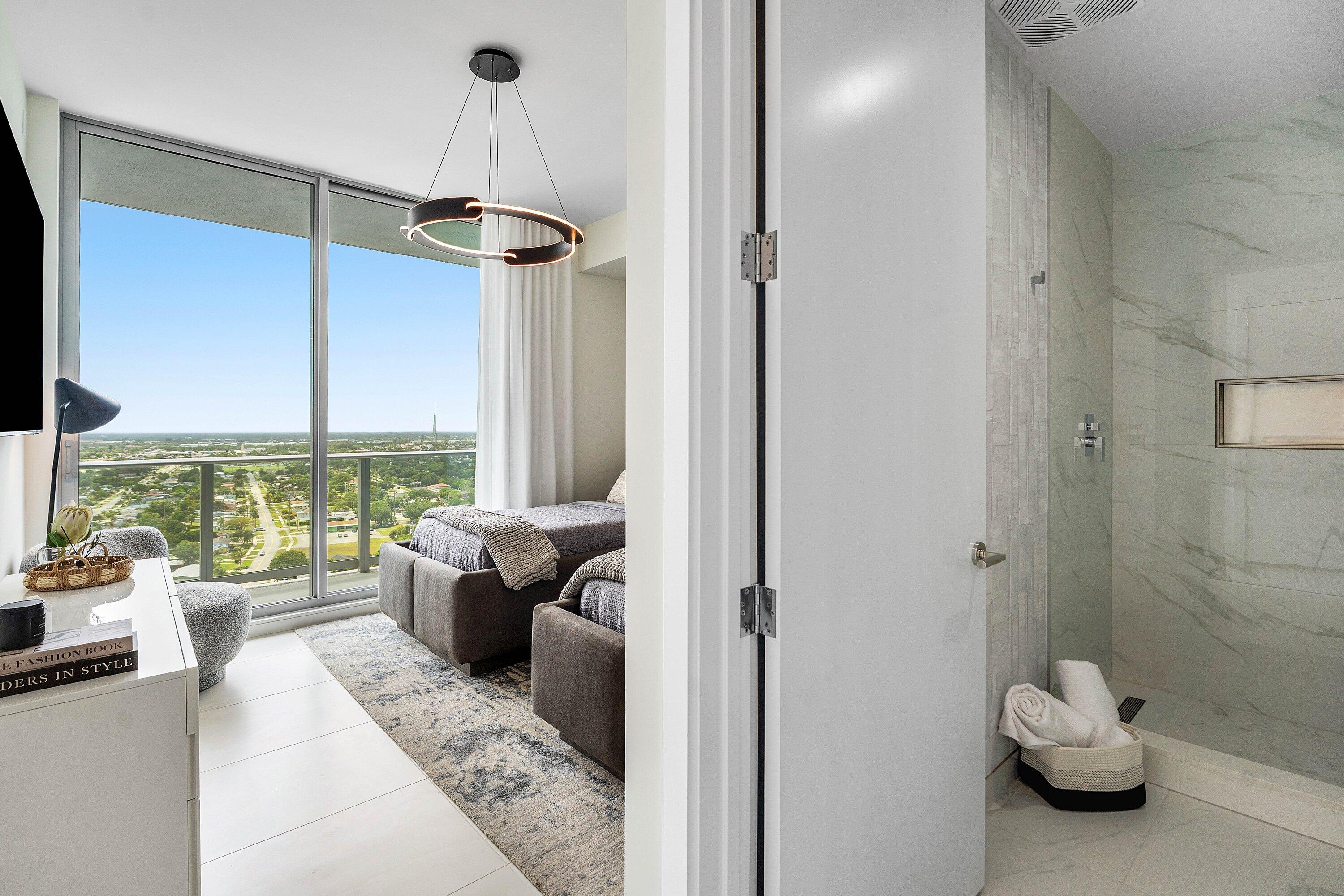 Nautilus 220 Condominium - Residential