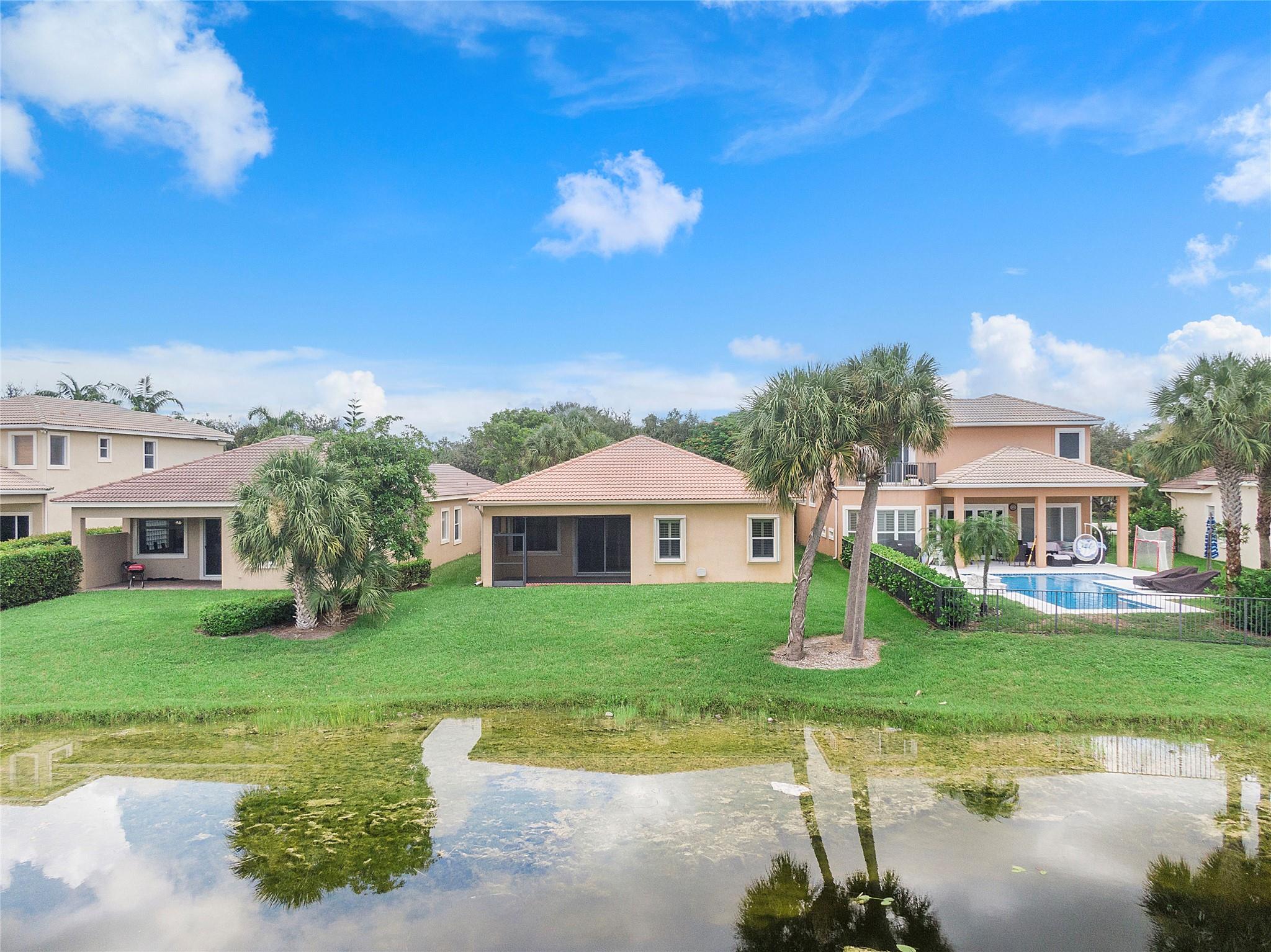 HERON COVE - Residential