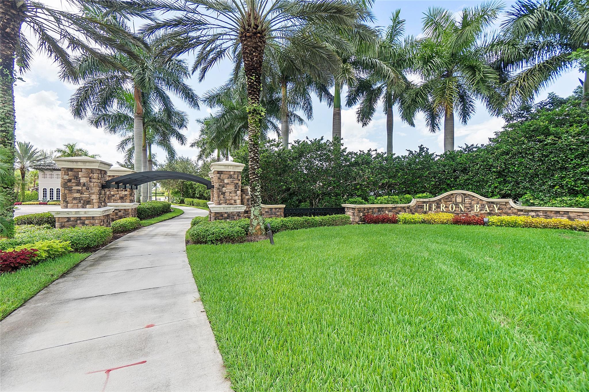 HERON COVE - Residential