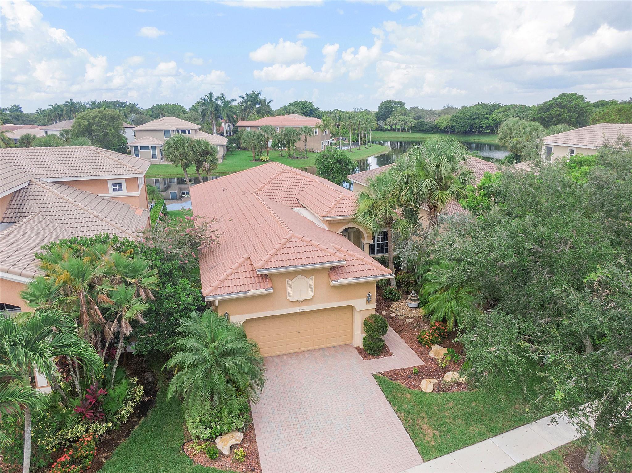 HERON COVE - Residential