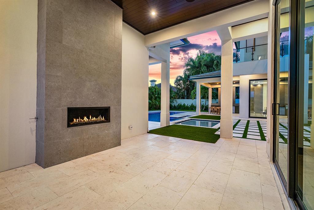 Royal Palm Yacht & Country Club - Residential