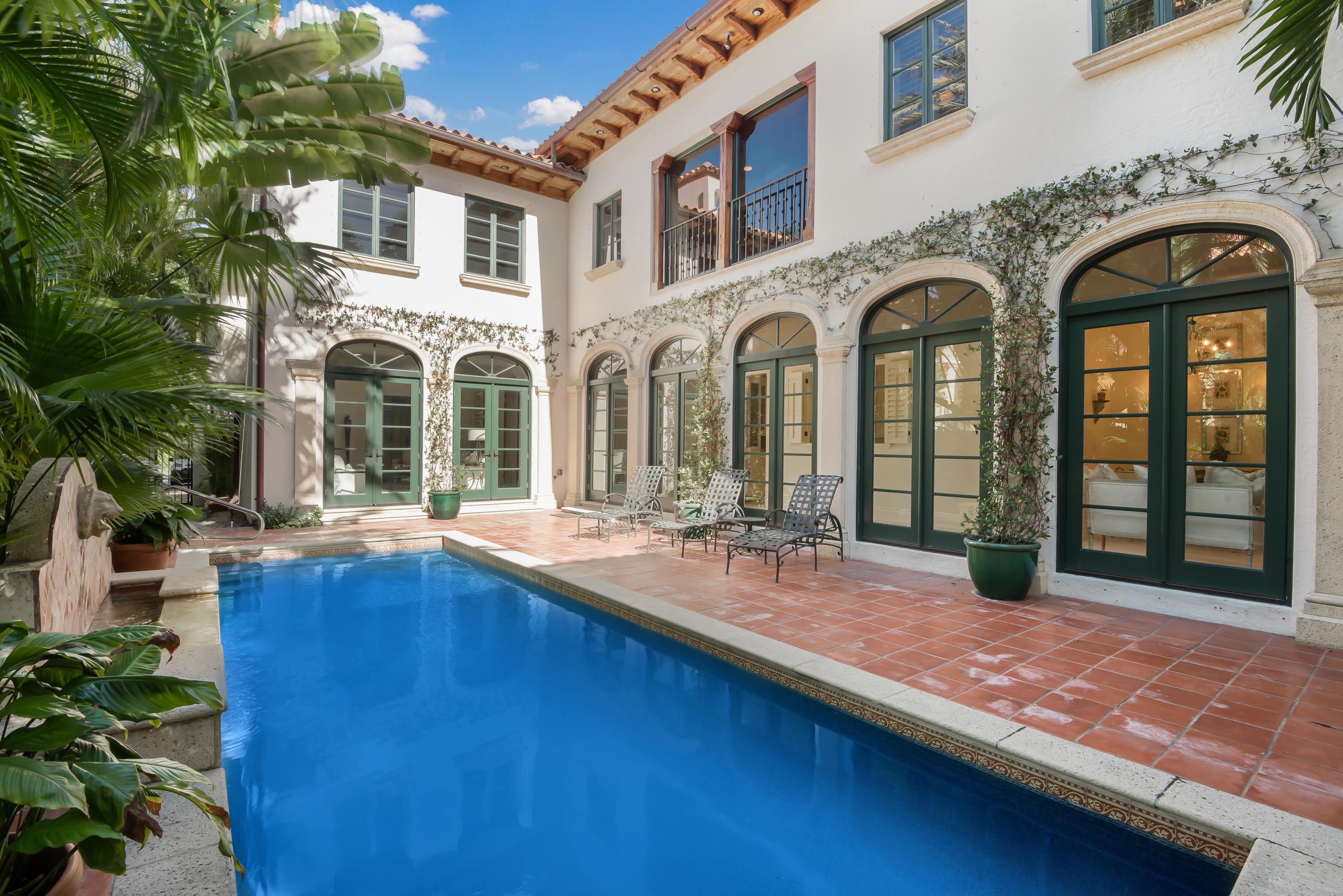 ROYAL PARK - Residential