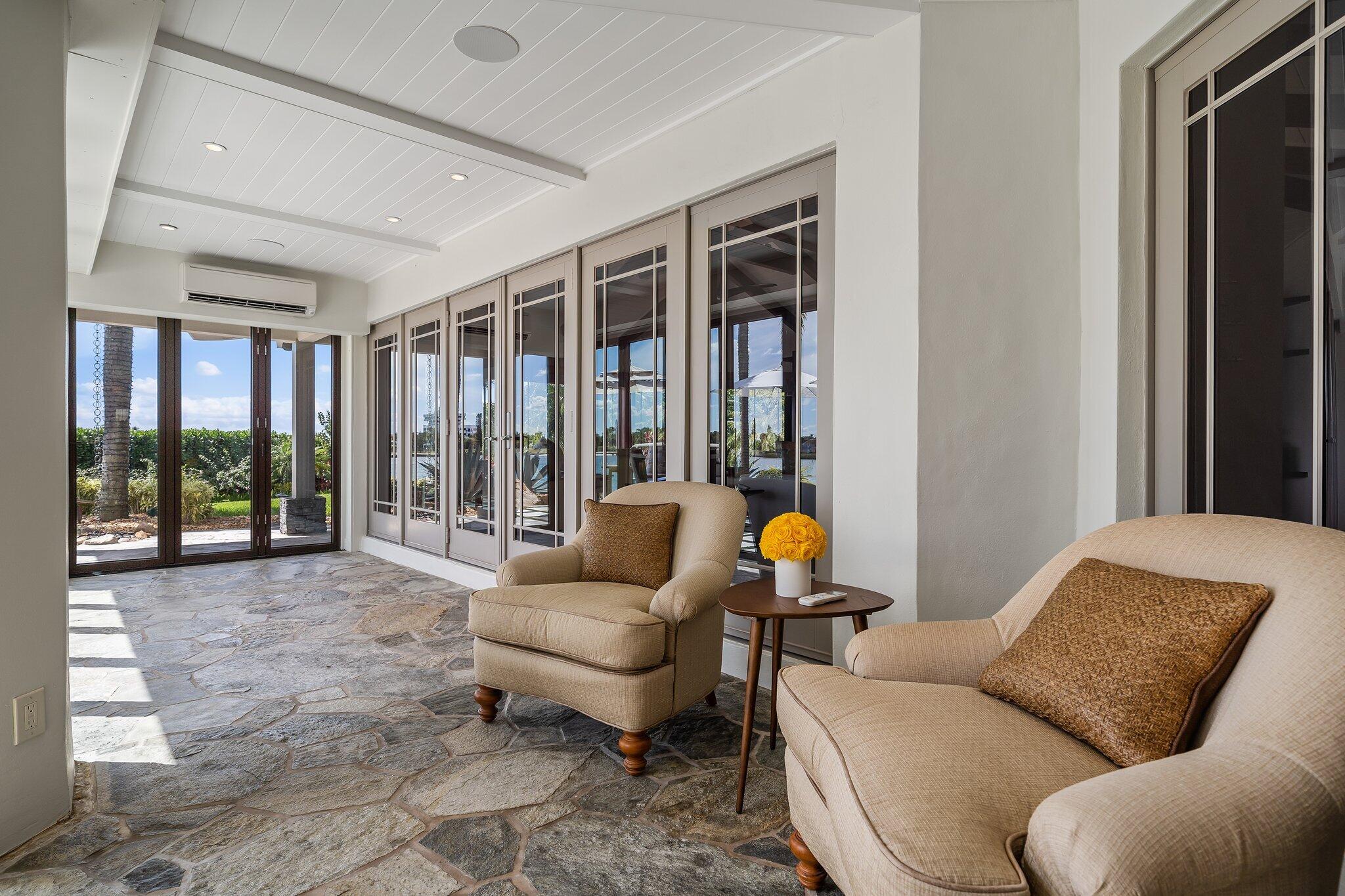 JUPITER INLET BEACH COLONY - Residential