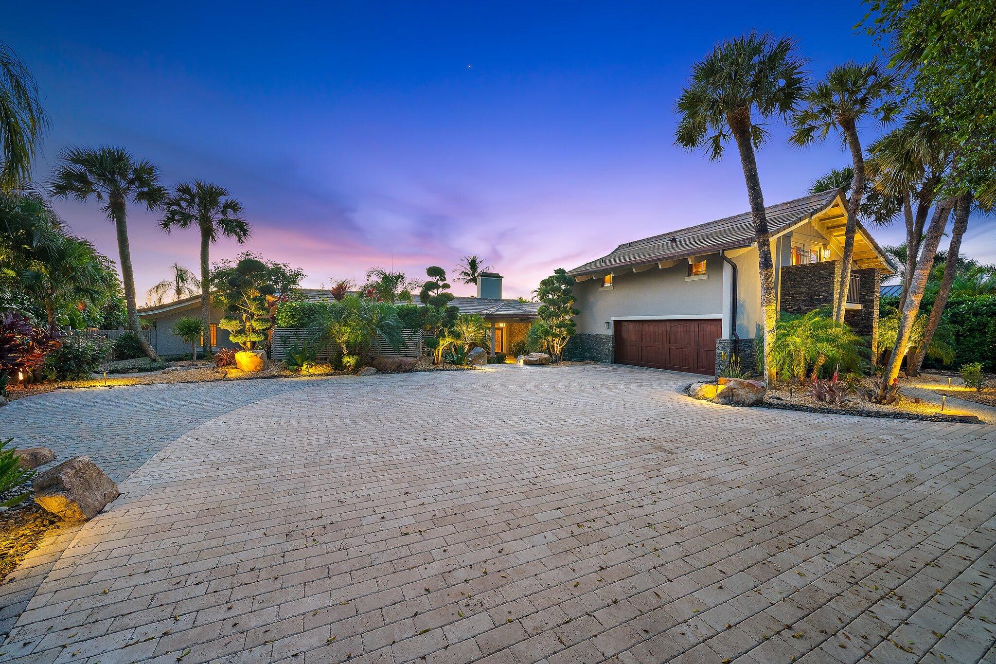 JUPITER INLET BEACH COLONY - Residential