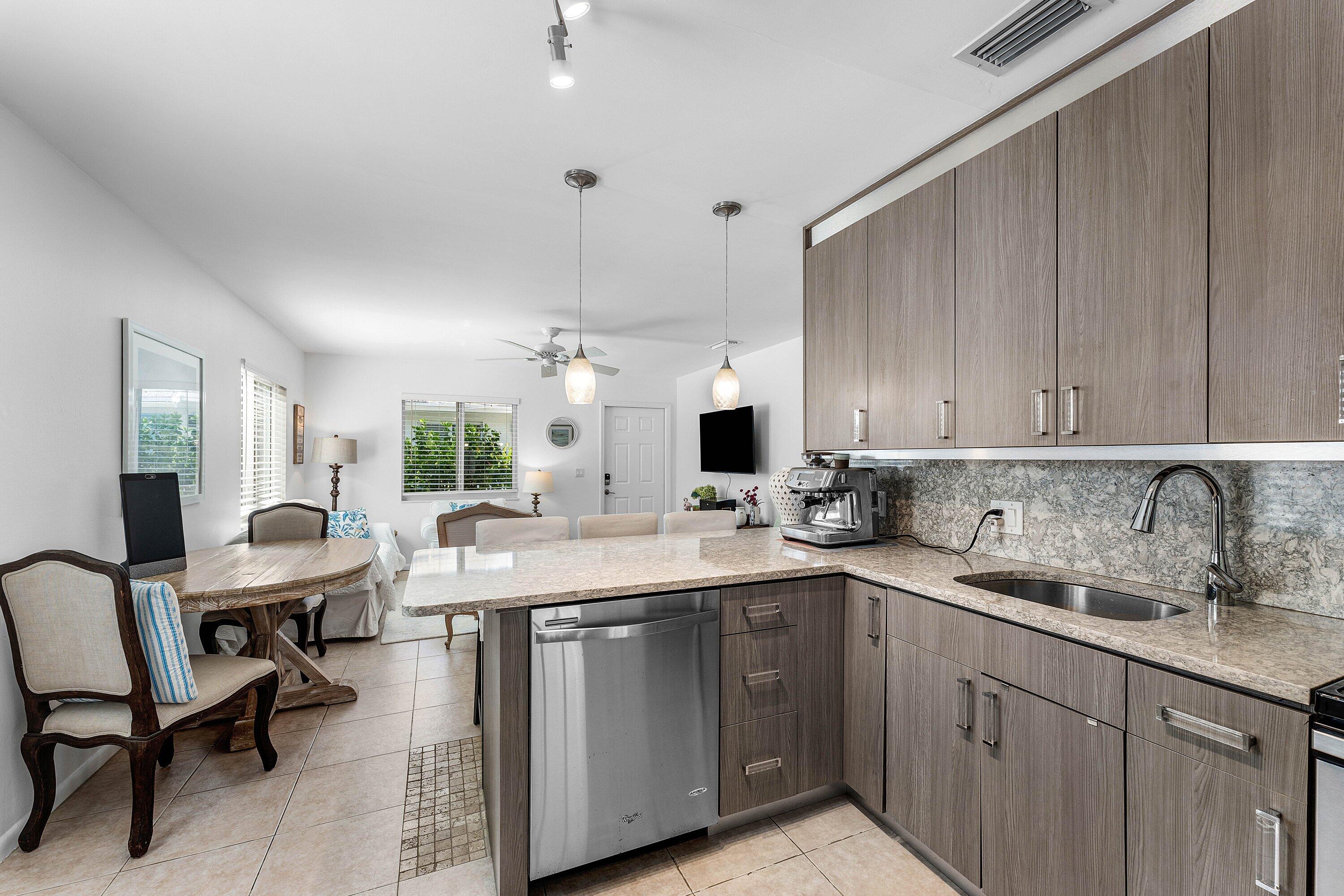 HIGHLAND PARK DELRAY - Residential Lease