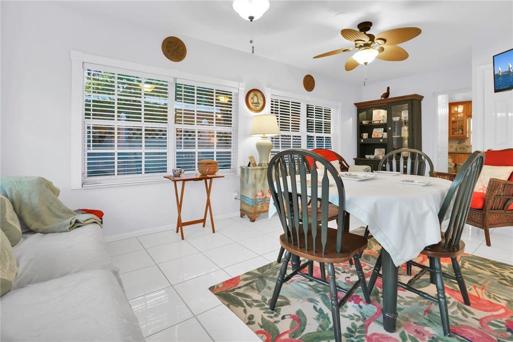 HILLSBORO SHORES - Residential