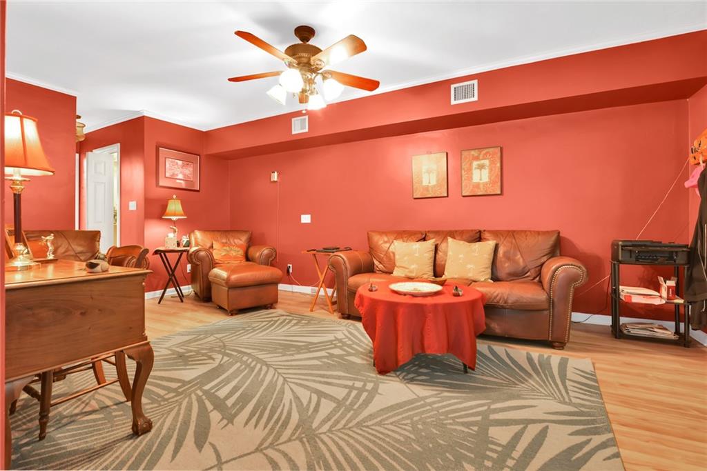 HILLSBORO SHORES - Residential