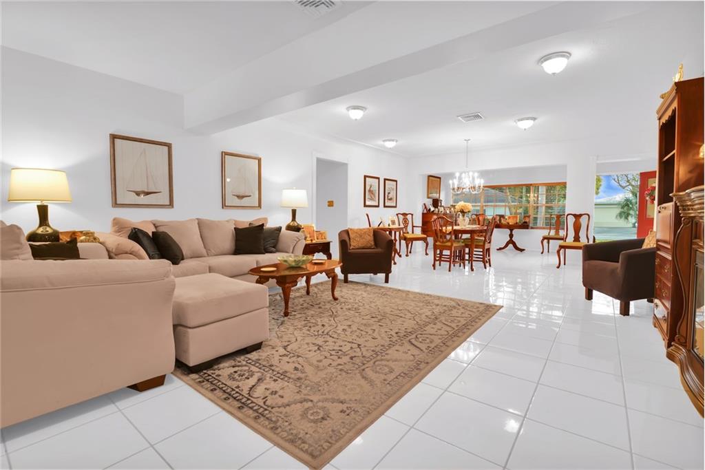 HILLSBORO SHORES - Residential