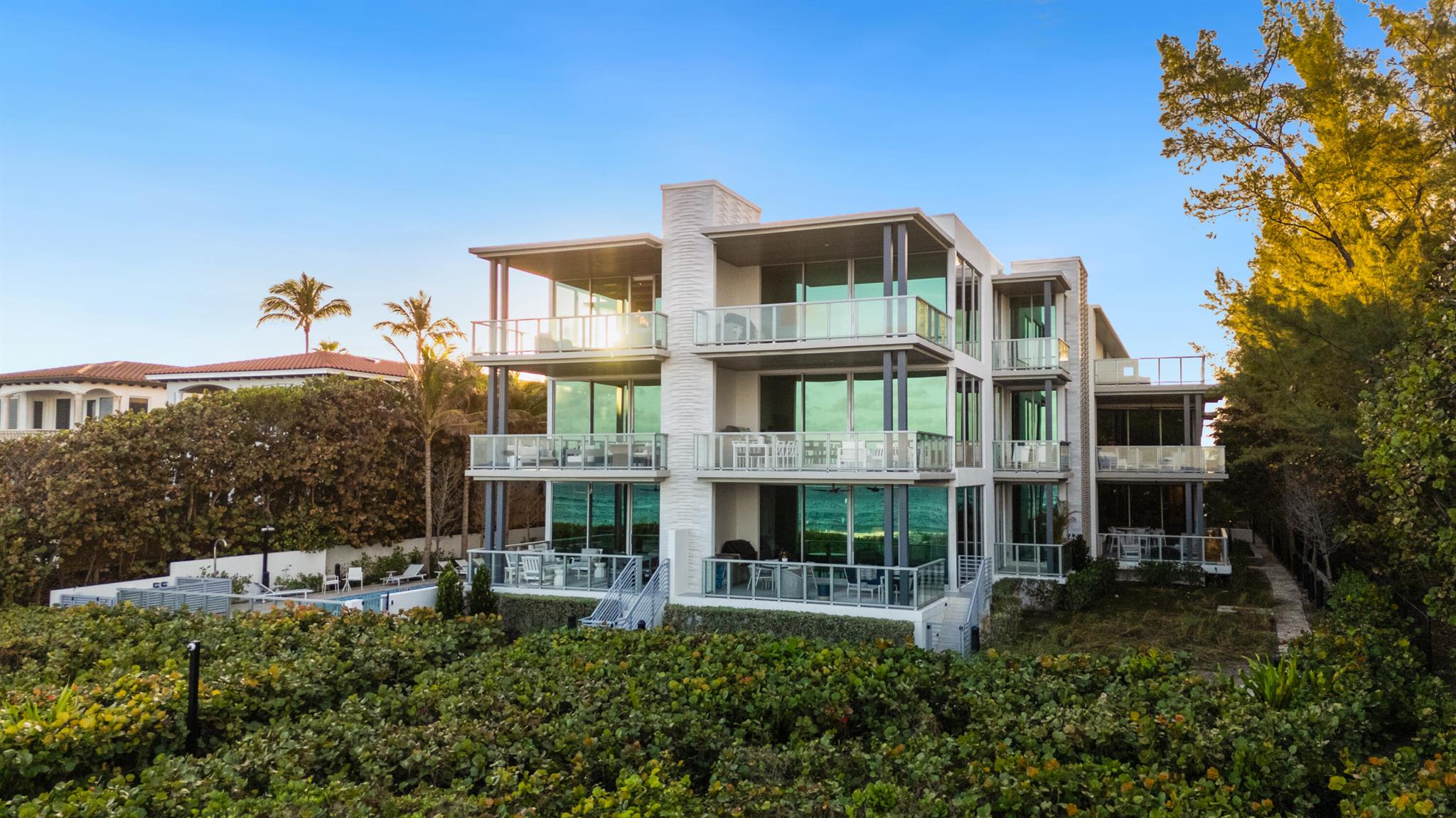 1625 OCEAN - Residential