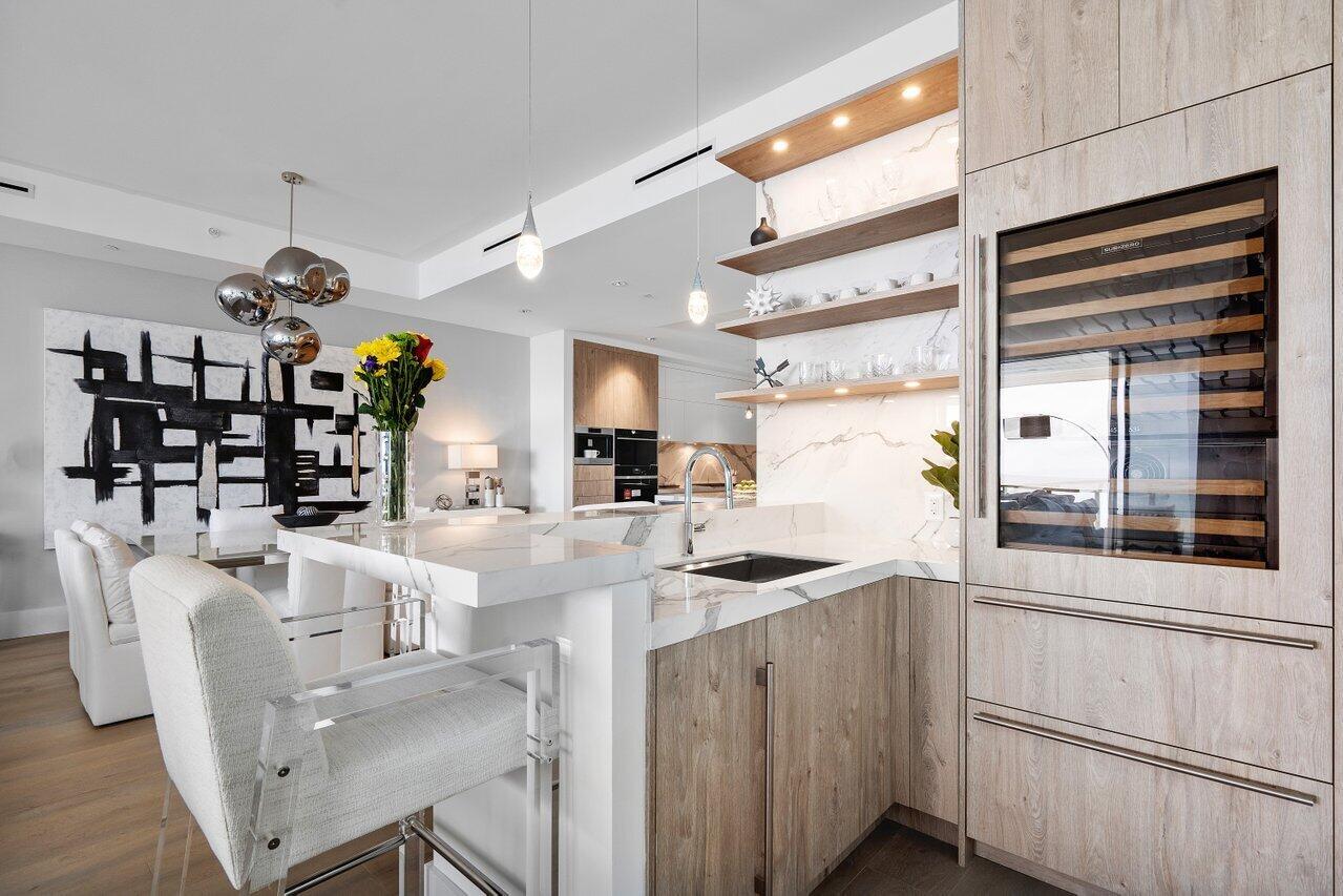 1625 OCEAN - Residential