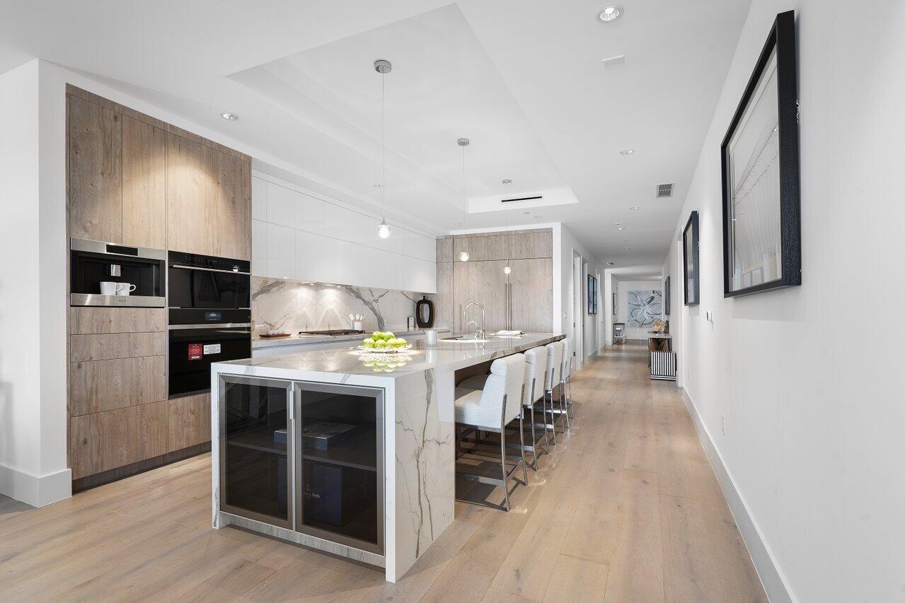 1625 OCEAN - Residential