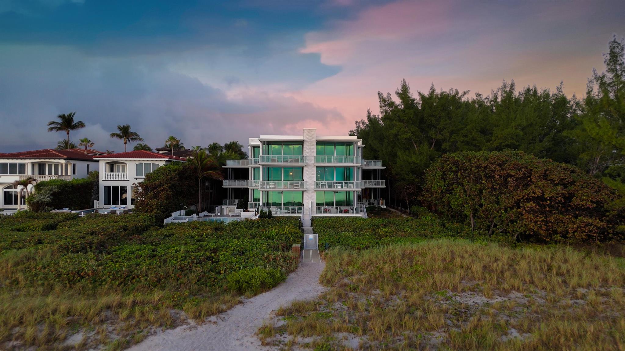 1625 OCEAN - Residential