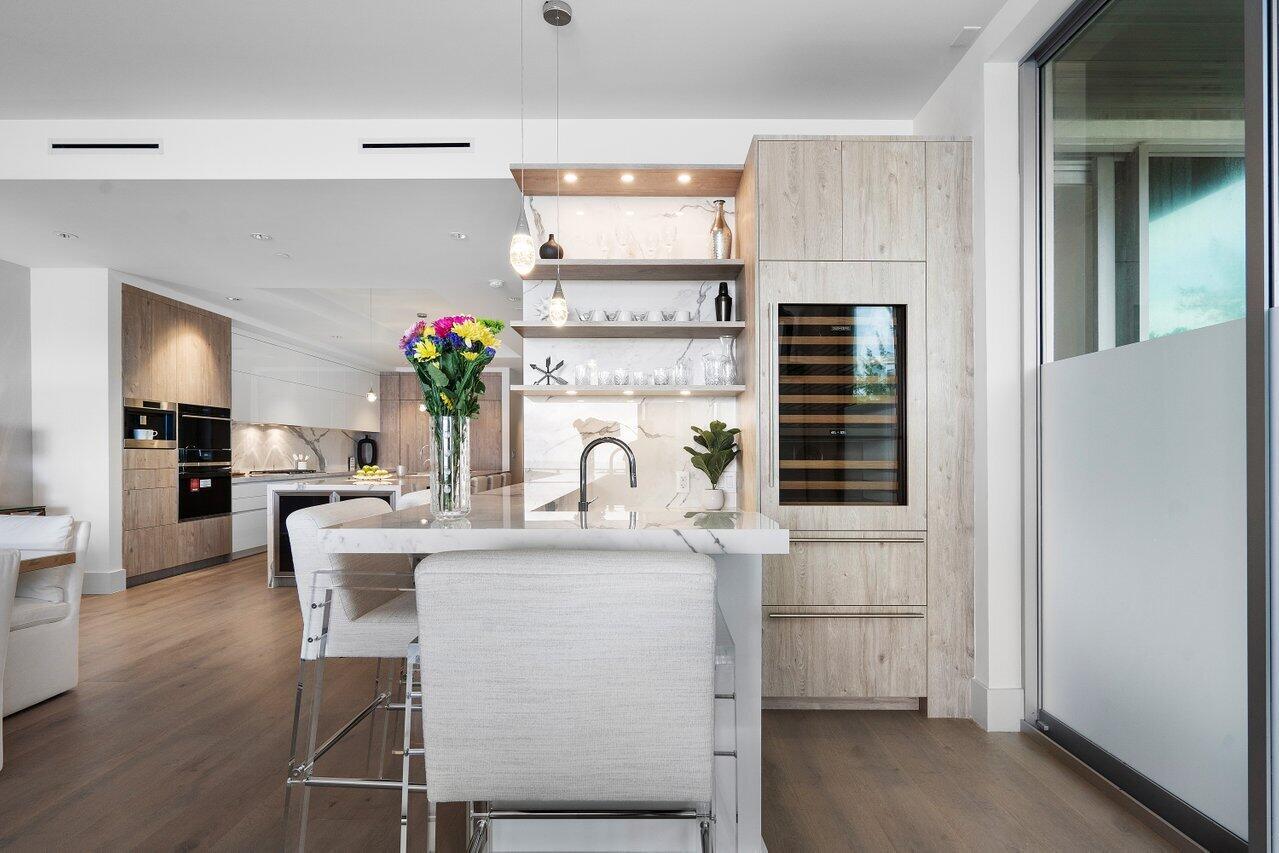1625 OCEAN - Residential
