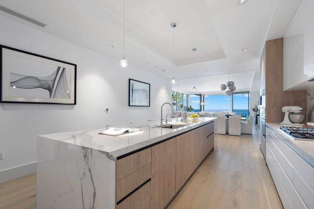 1625 OCEAN - Residential